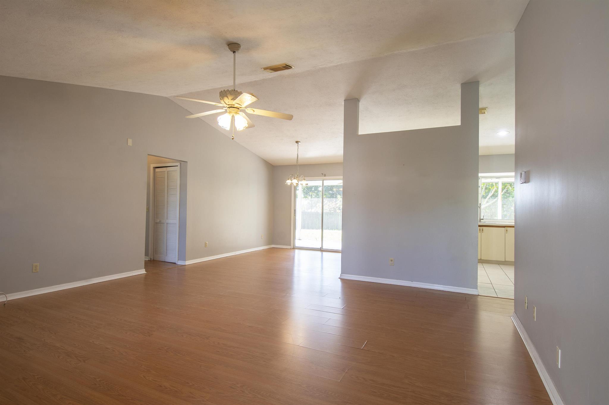 PORT ST LUCIE SECTION 13 - Residential