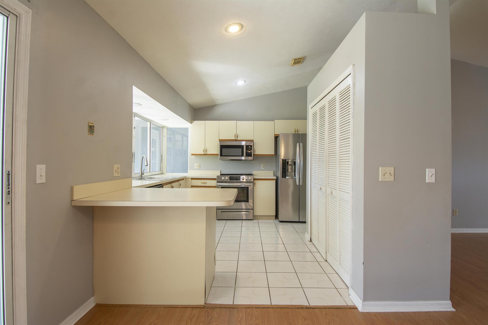 PORT ST LUCIE SECTION 13 - Residential