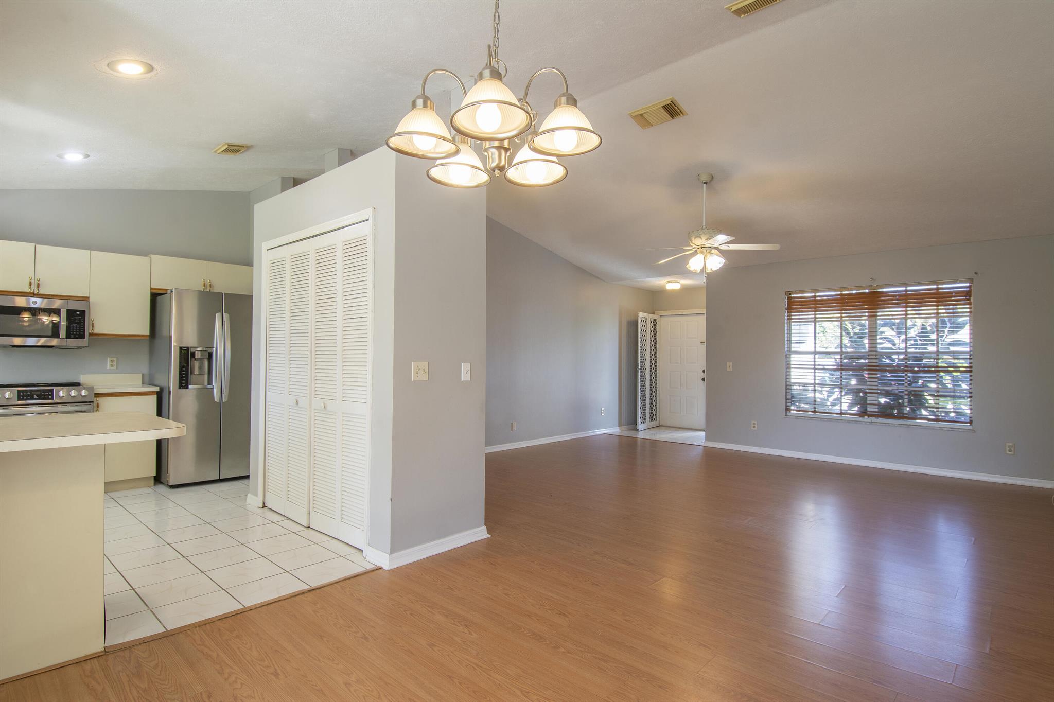 PORT ST LUCIE SECTION 13 - Residential