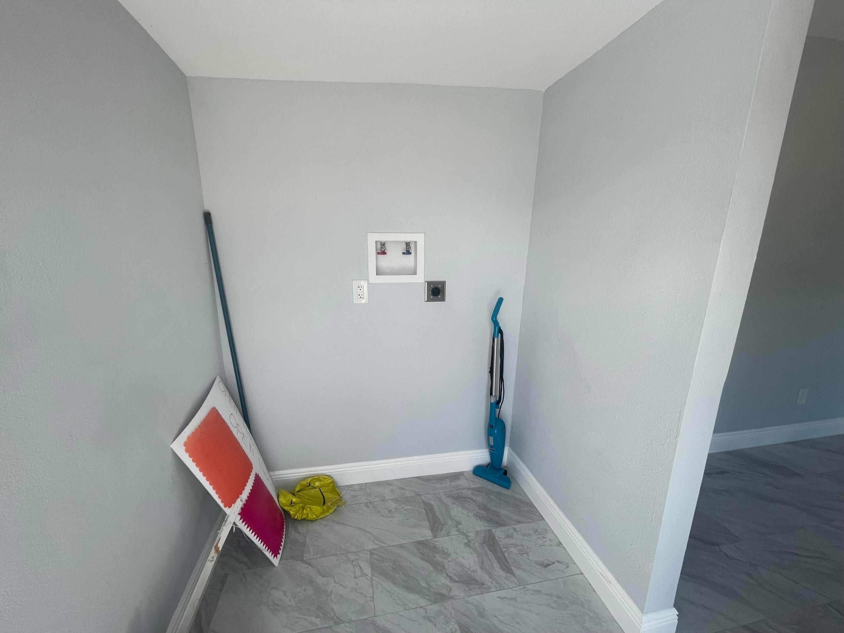 LINCOLN PARK NO 2 - Residential Lease