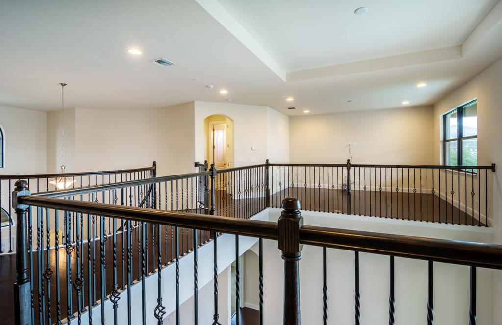 PARKLAND GOLF AND COUNTRY - Residential