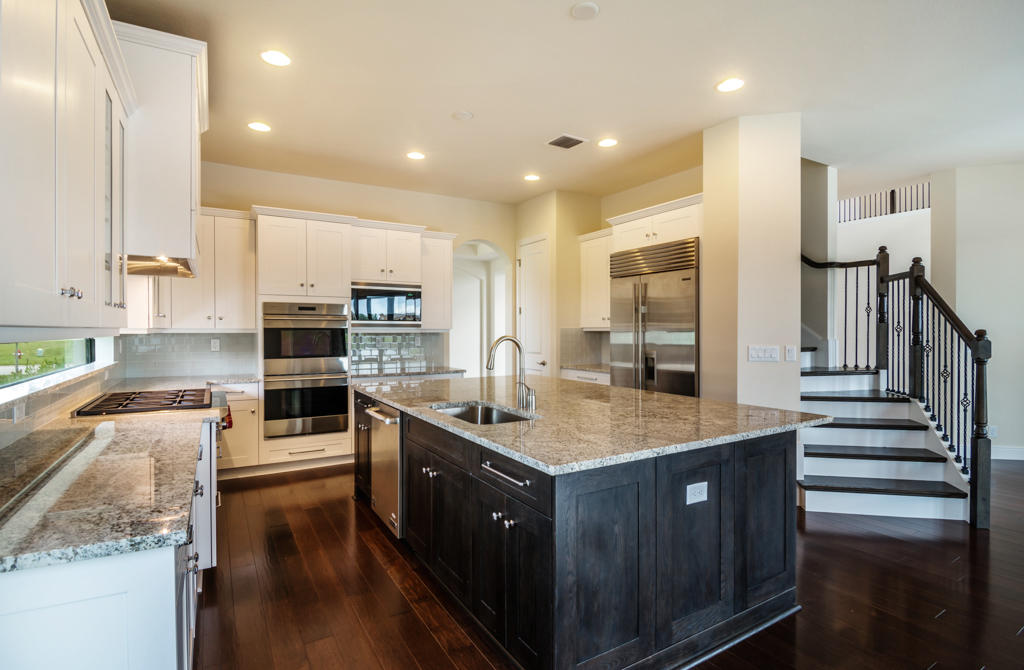 PARKLAND GOLF AND COUNTRY - Residential