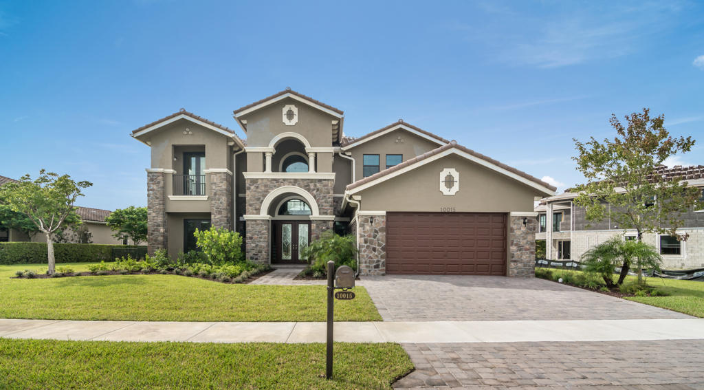 PARKLAND GOLF AND COUNTRY - Residential