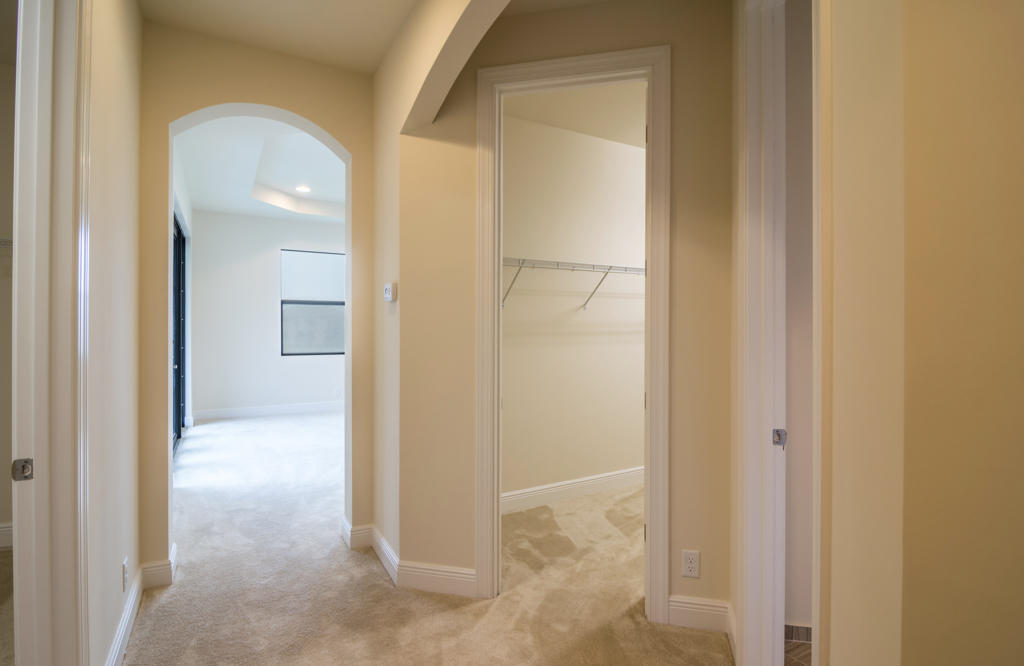 PARKLAND GOLF AND COUNTRY - Residential