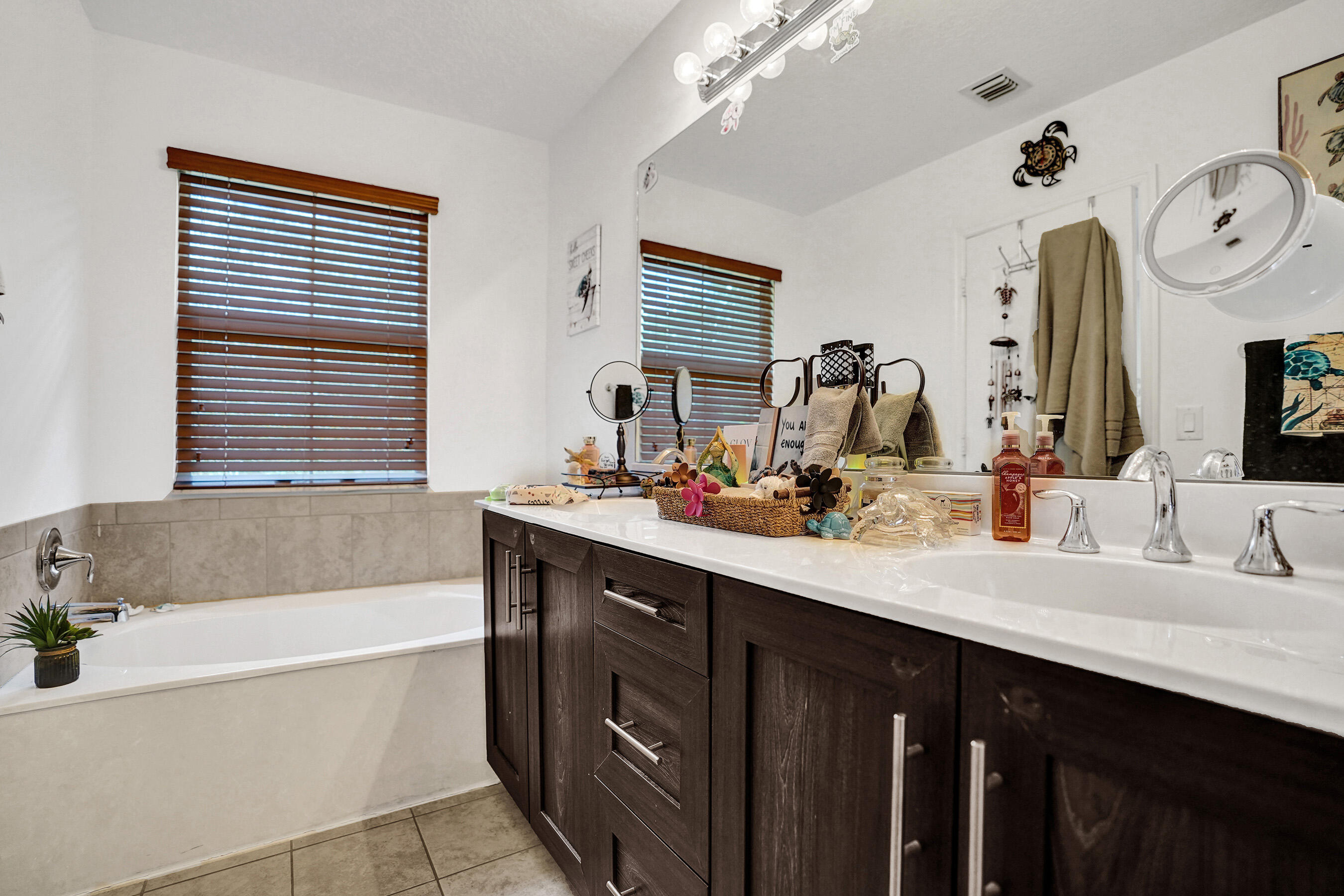 COLONY RESERVE AT LAKE WORTH - Residential