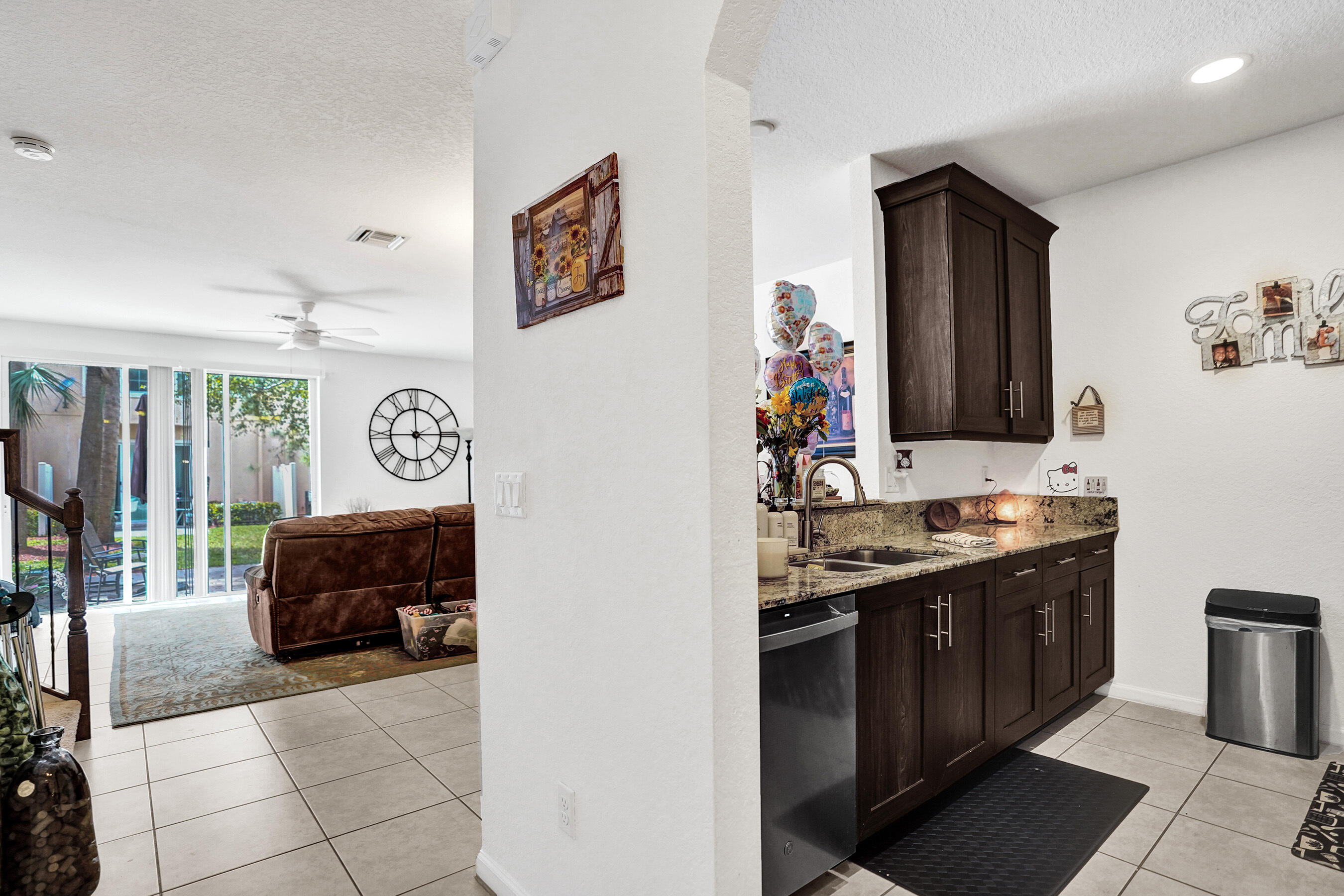 COLONY RESERVE AT LAKE WORTH - Residential