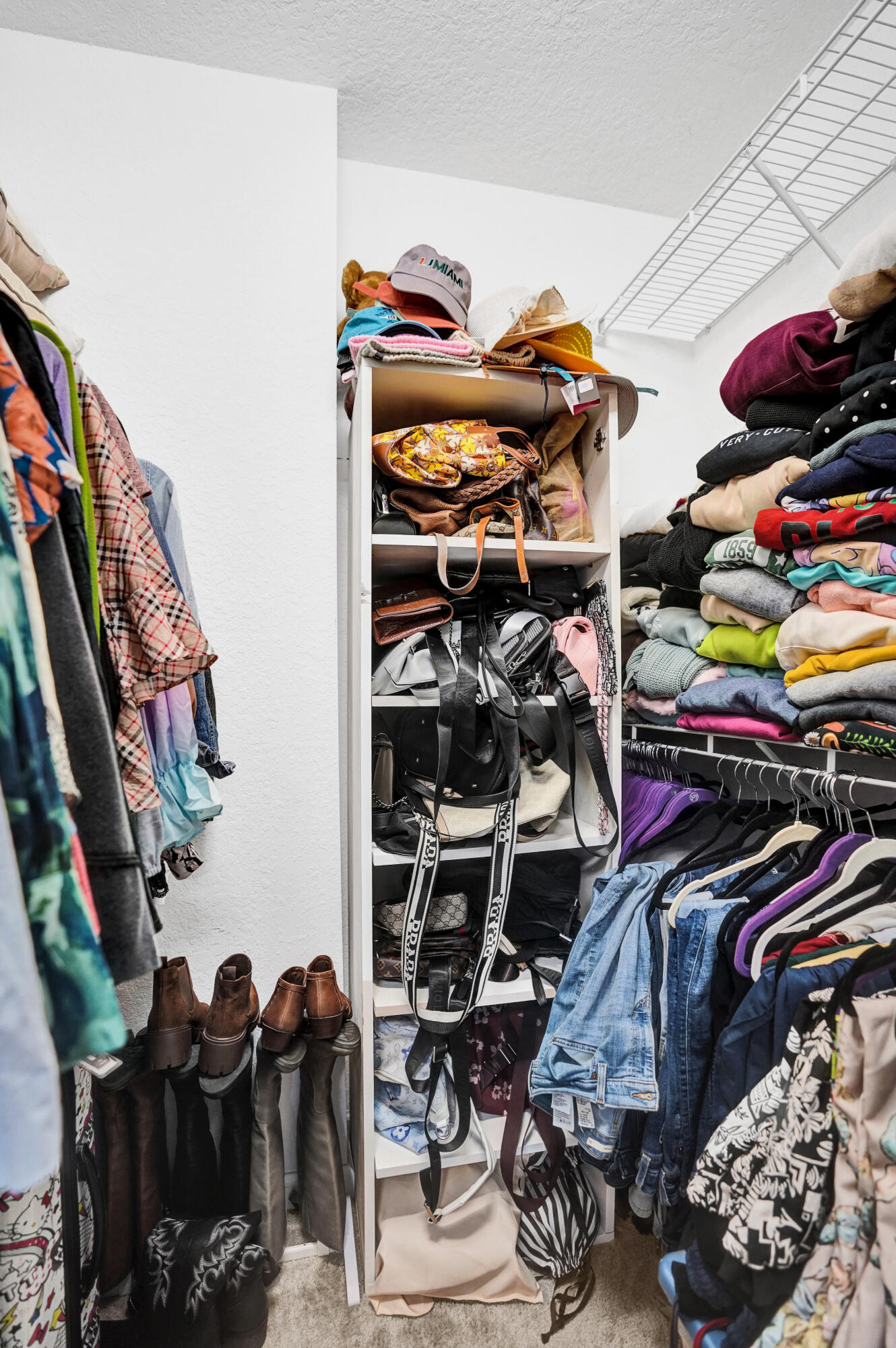 COLONY RESERVE AT LAKE WORTH - Residential