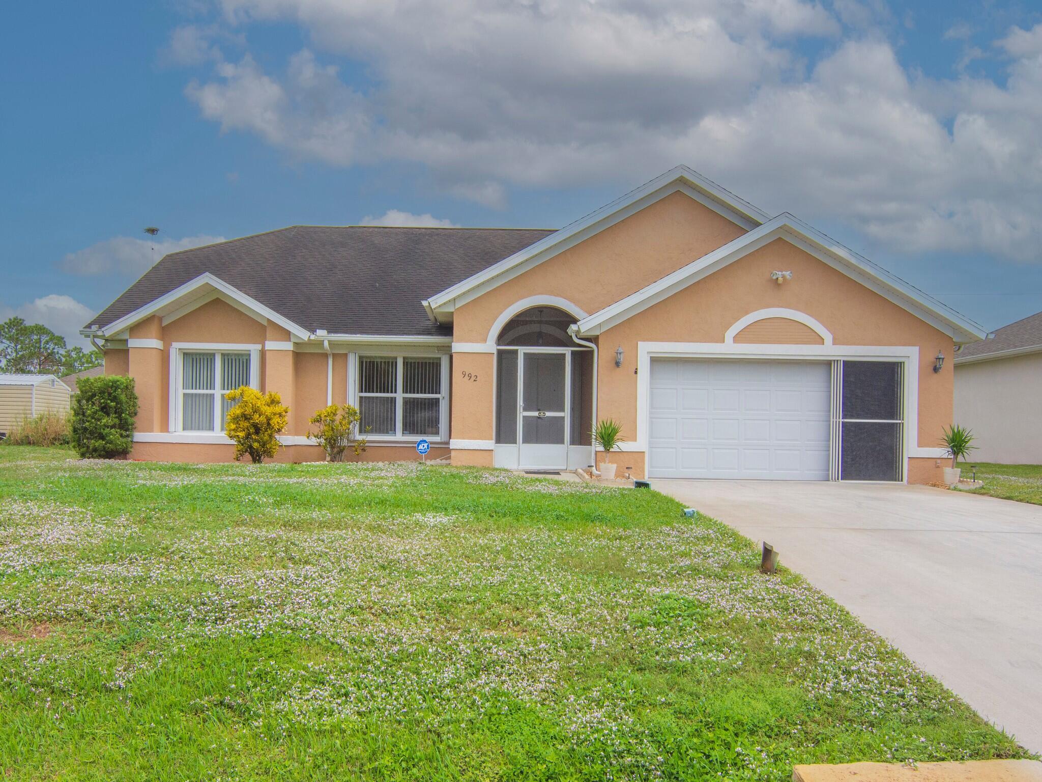 SEBASTIAN HIGHLANDS UNIT - Residential