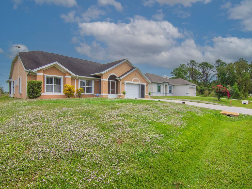 Photo of 992 Seneca Avenue, Sebastian, FL 32958 (MLS # R11145861)