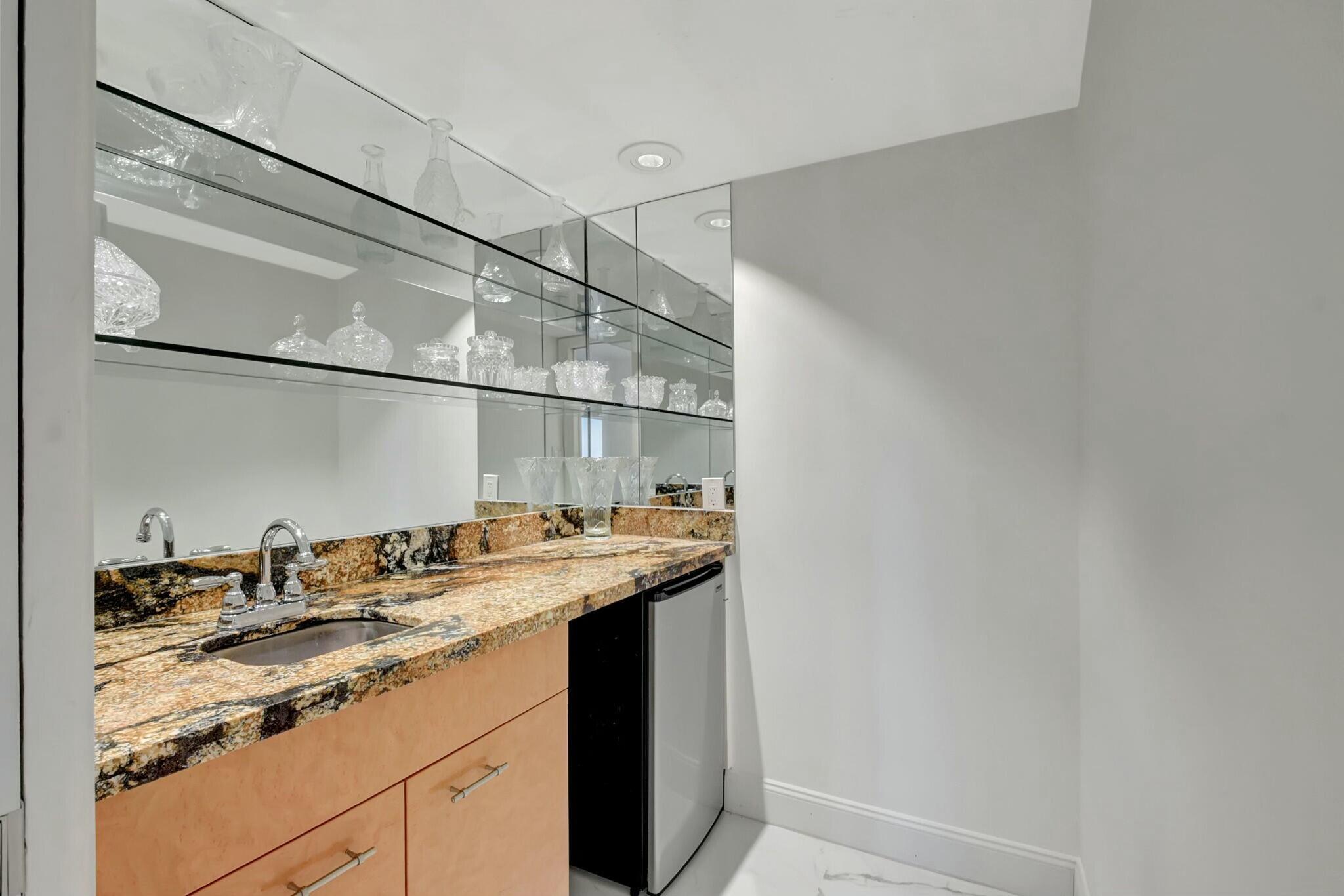 The Plaza of the Palm Bea - Residential