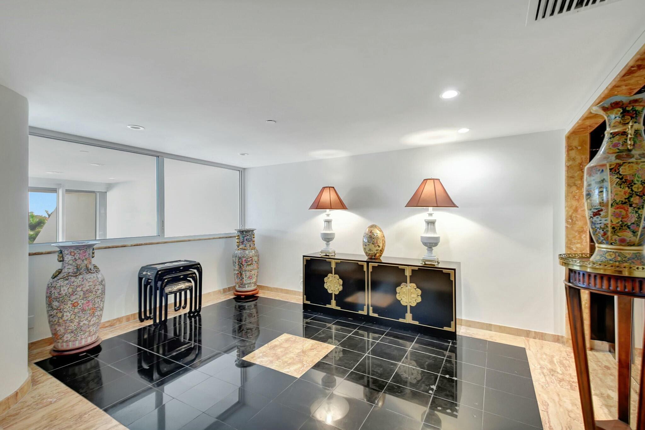 The Plaza of the Palm Bea - Residential