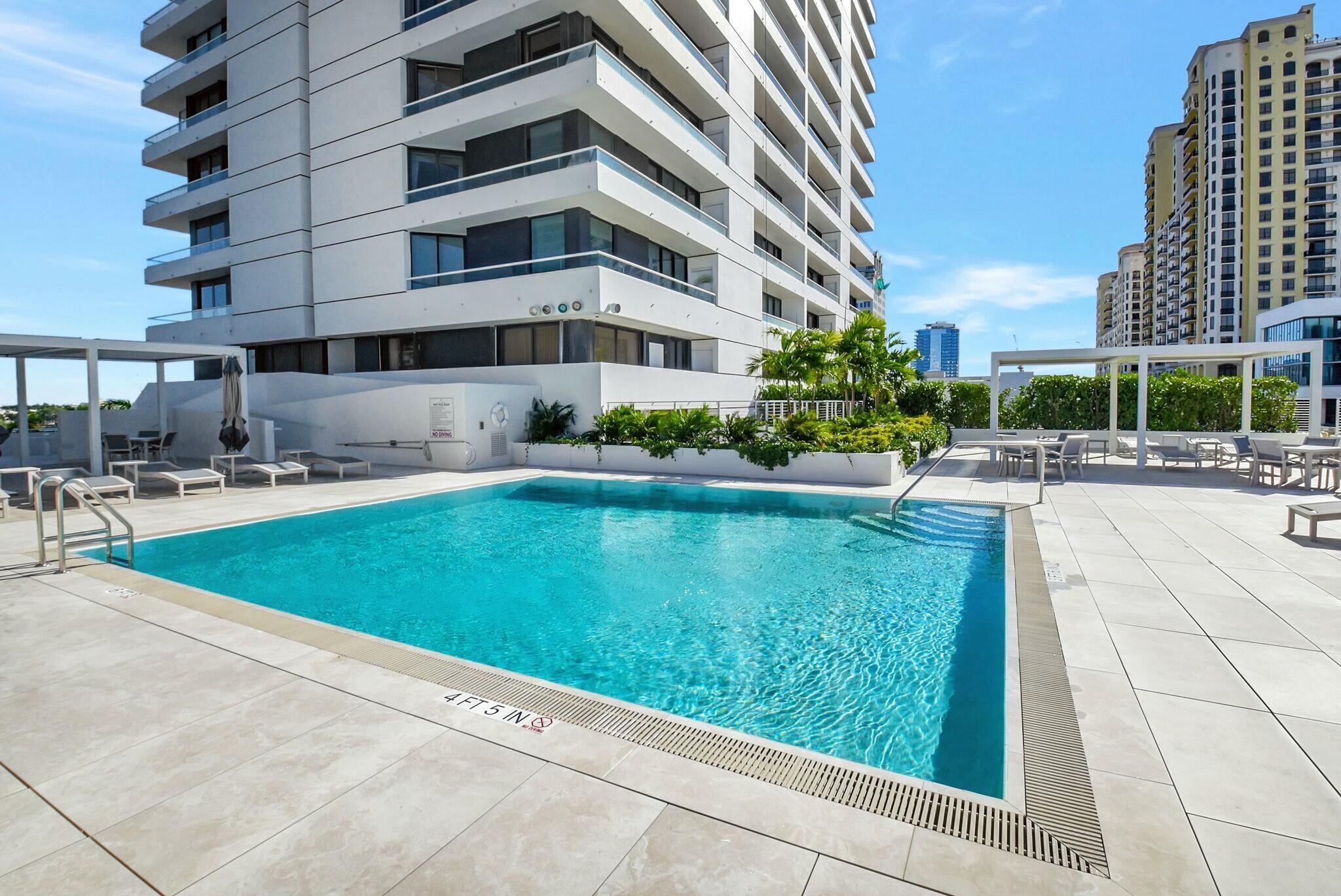 The Plaza of the Palm Bea - Residential