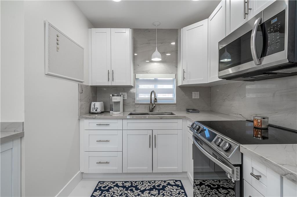 Hollybrook Golf & Tennis - Residential