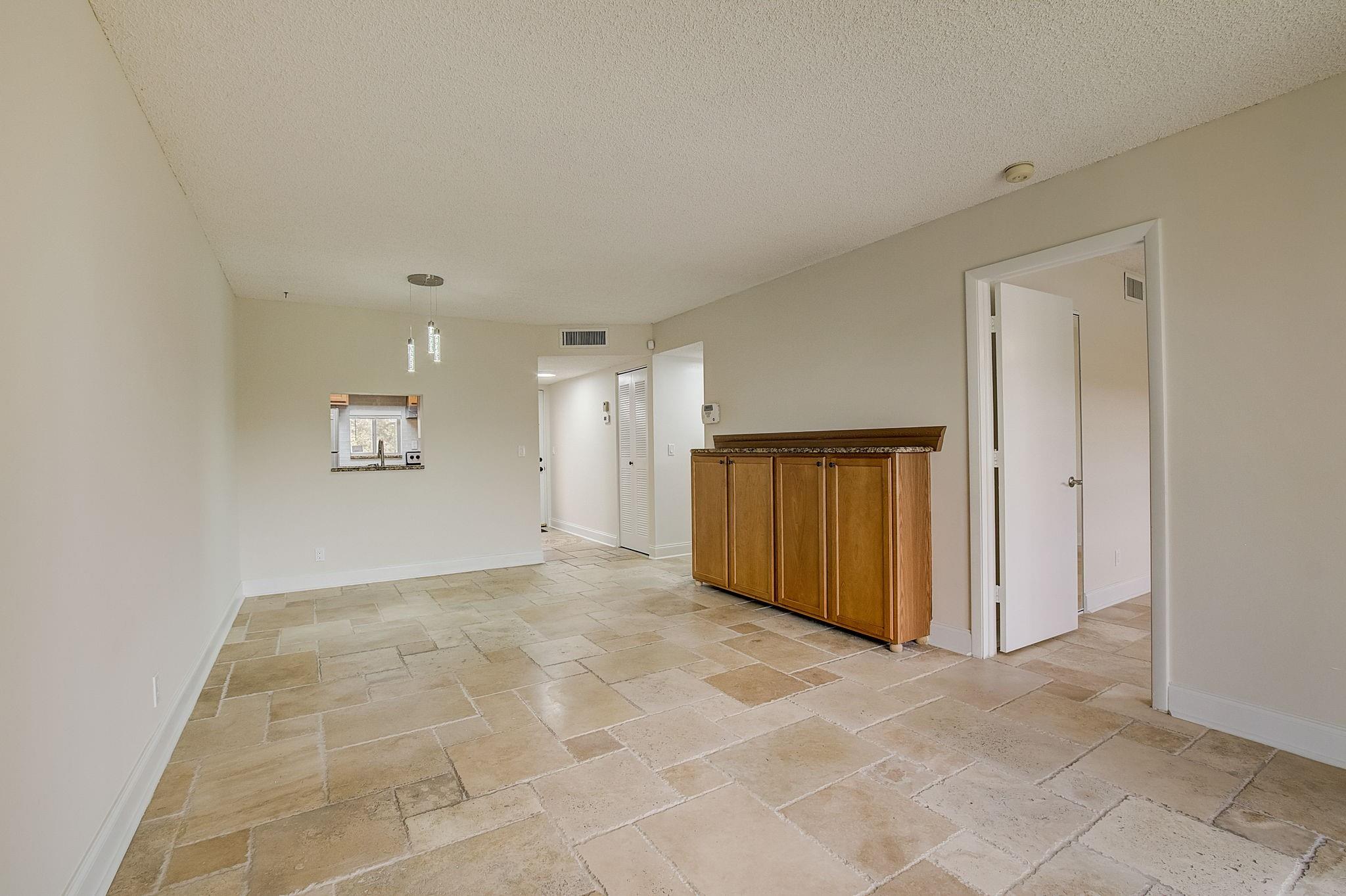 Cascades Of Lauderhill Co - Residential Lease