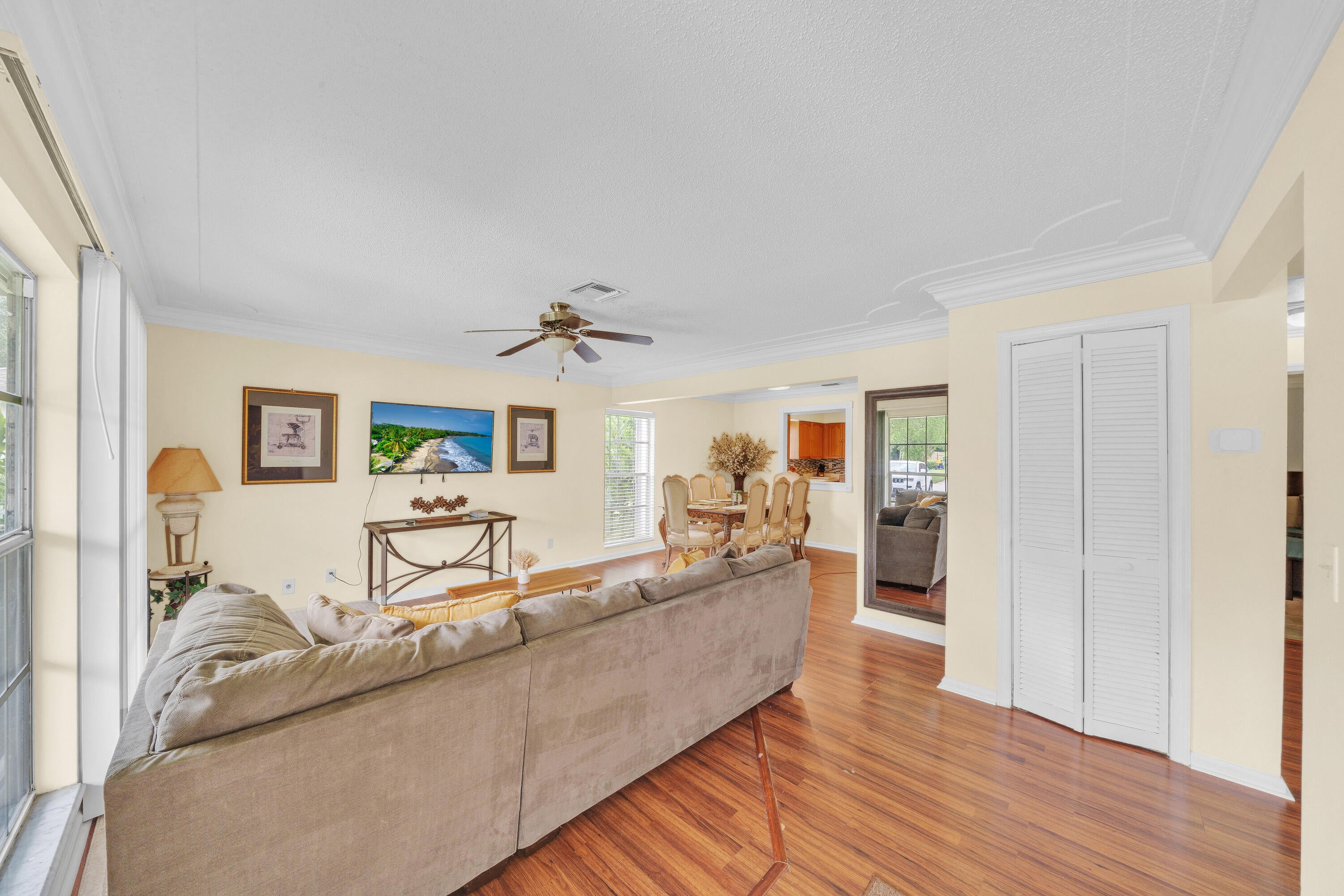 Properties 1350 Riverside Circle Unit 1