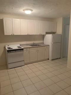 Resub Of Highland Estates - Residential Lease