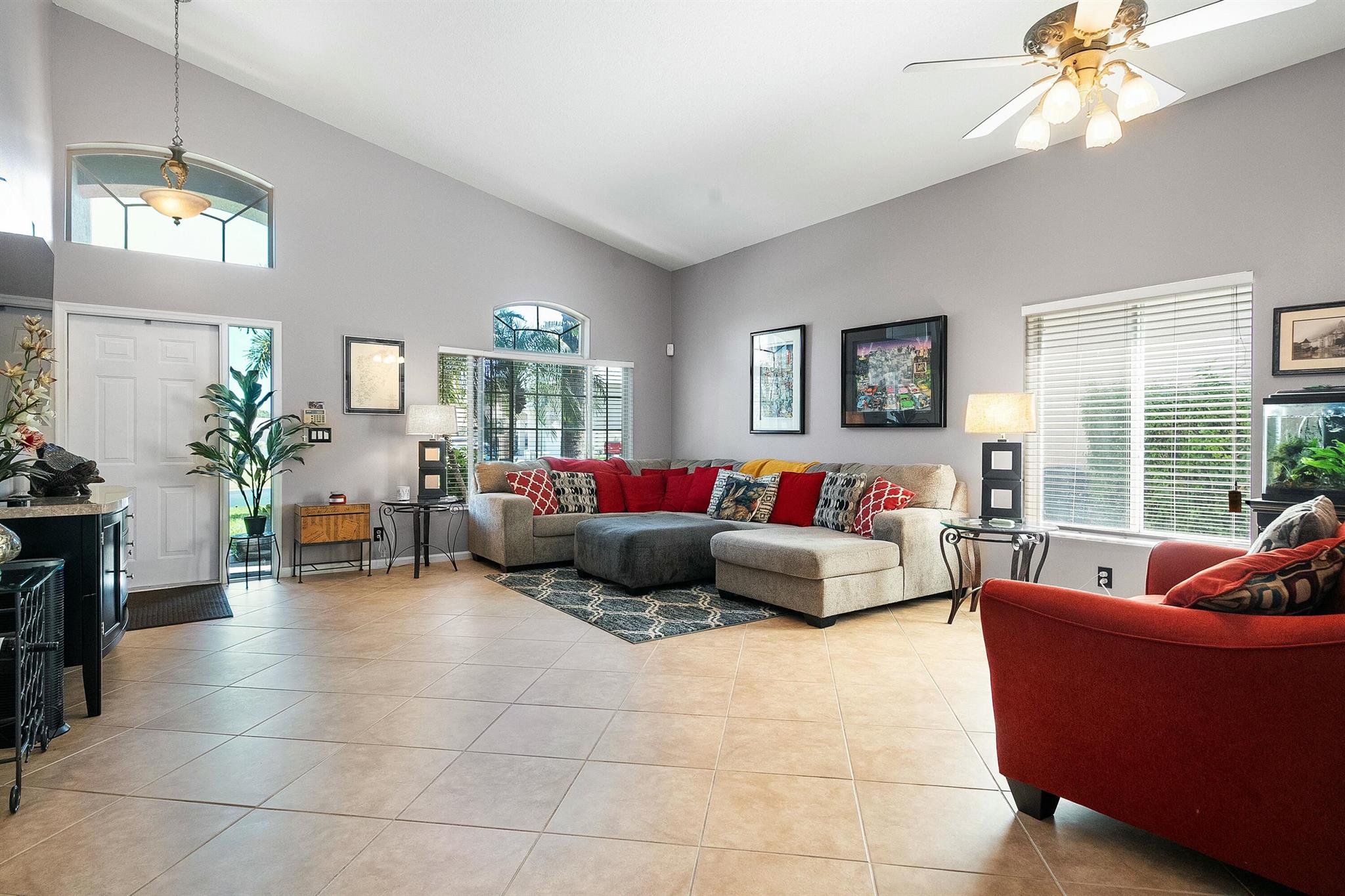 2480 SE Springtree Place