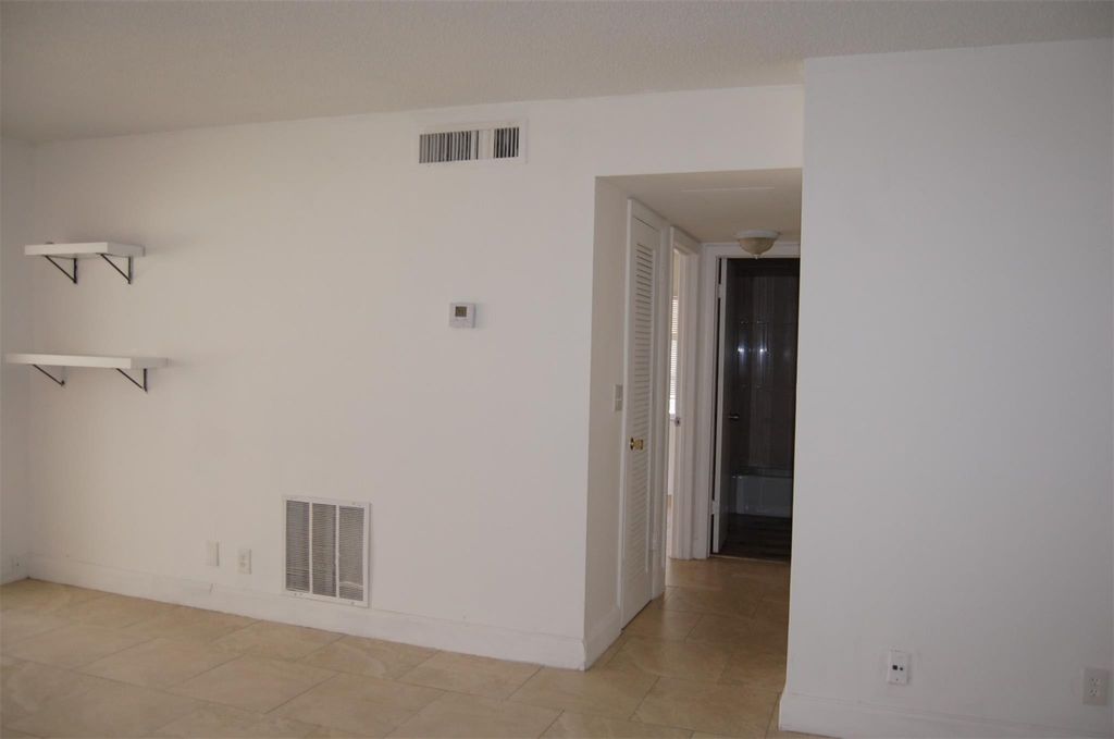 Photo of 622 NW 13th Street #13, Boca Raton, FL 33486 (MLS # F10555734)