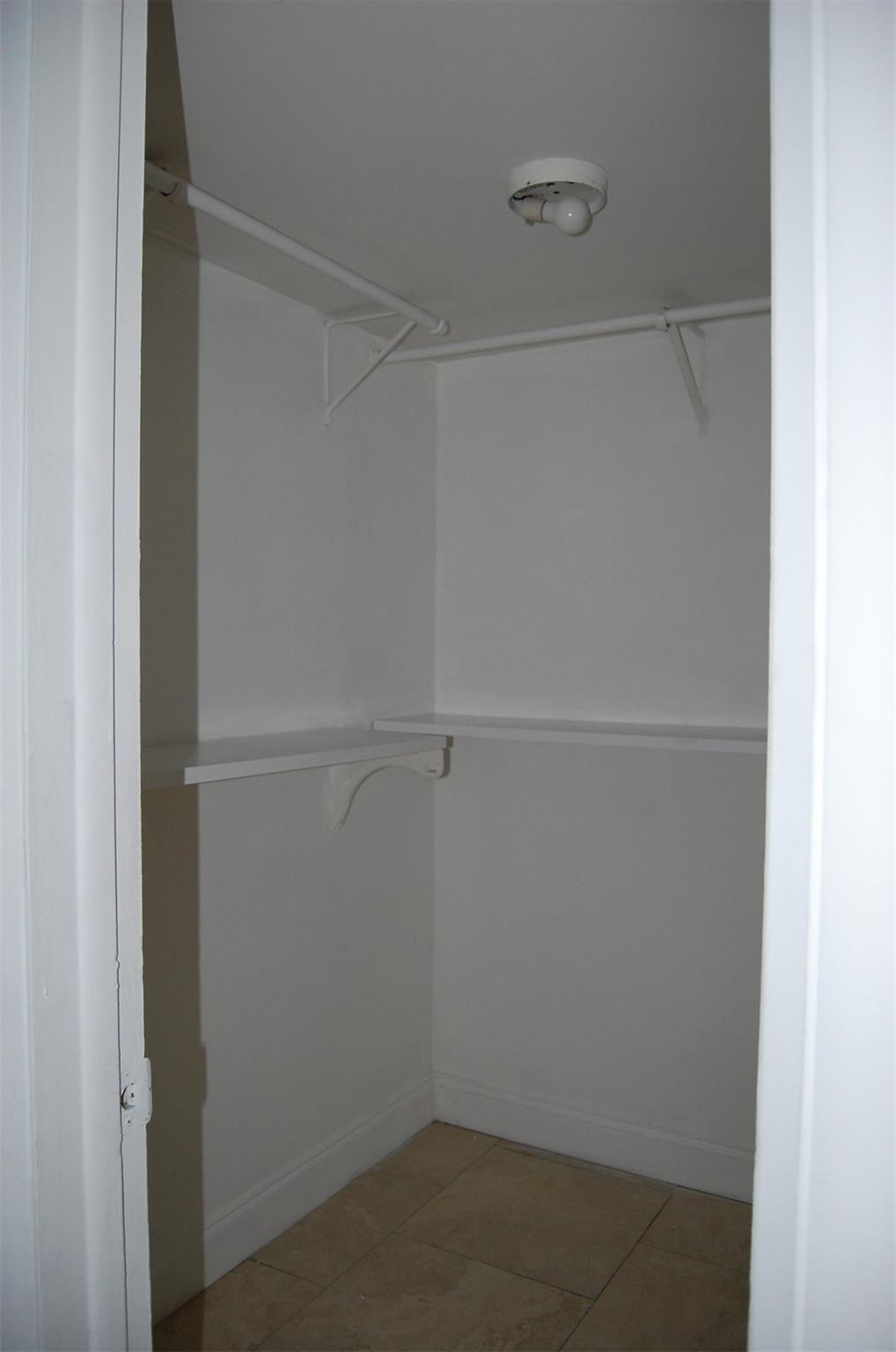 Spanish Oaks Condo - Residential Lease