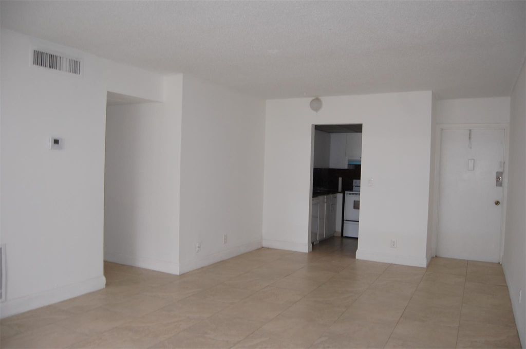 Photo of 622 NW 13th Street #13, Boca Raton, FL 33486 (MLS # F10555734)