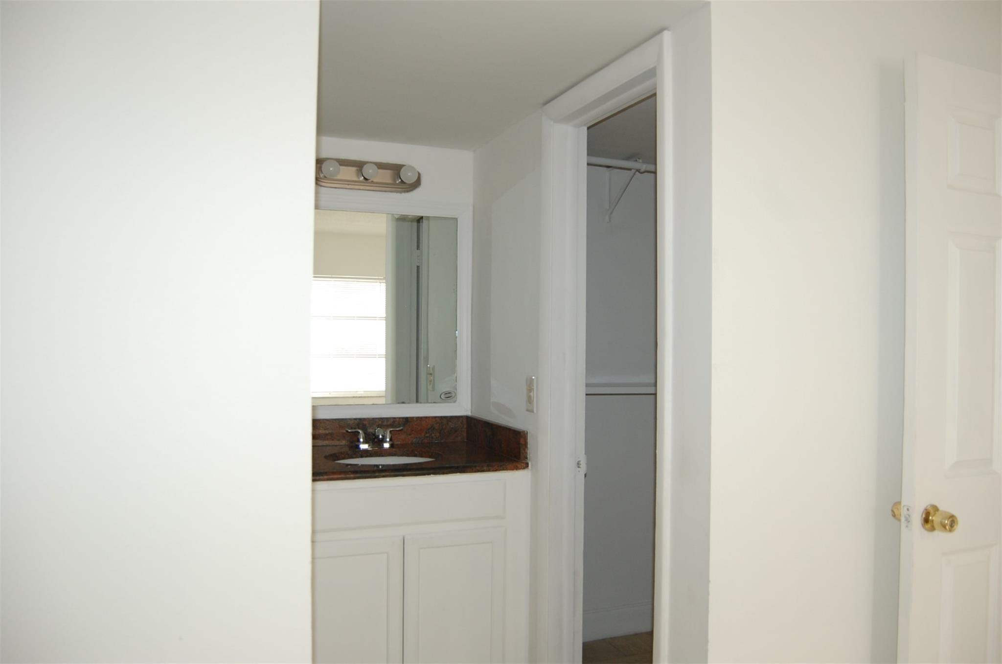 Spanish Oaks Condo - Residential Lease