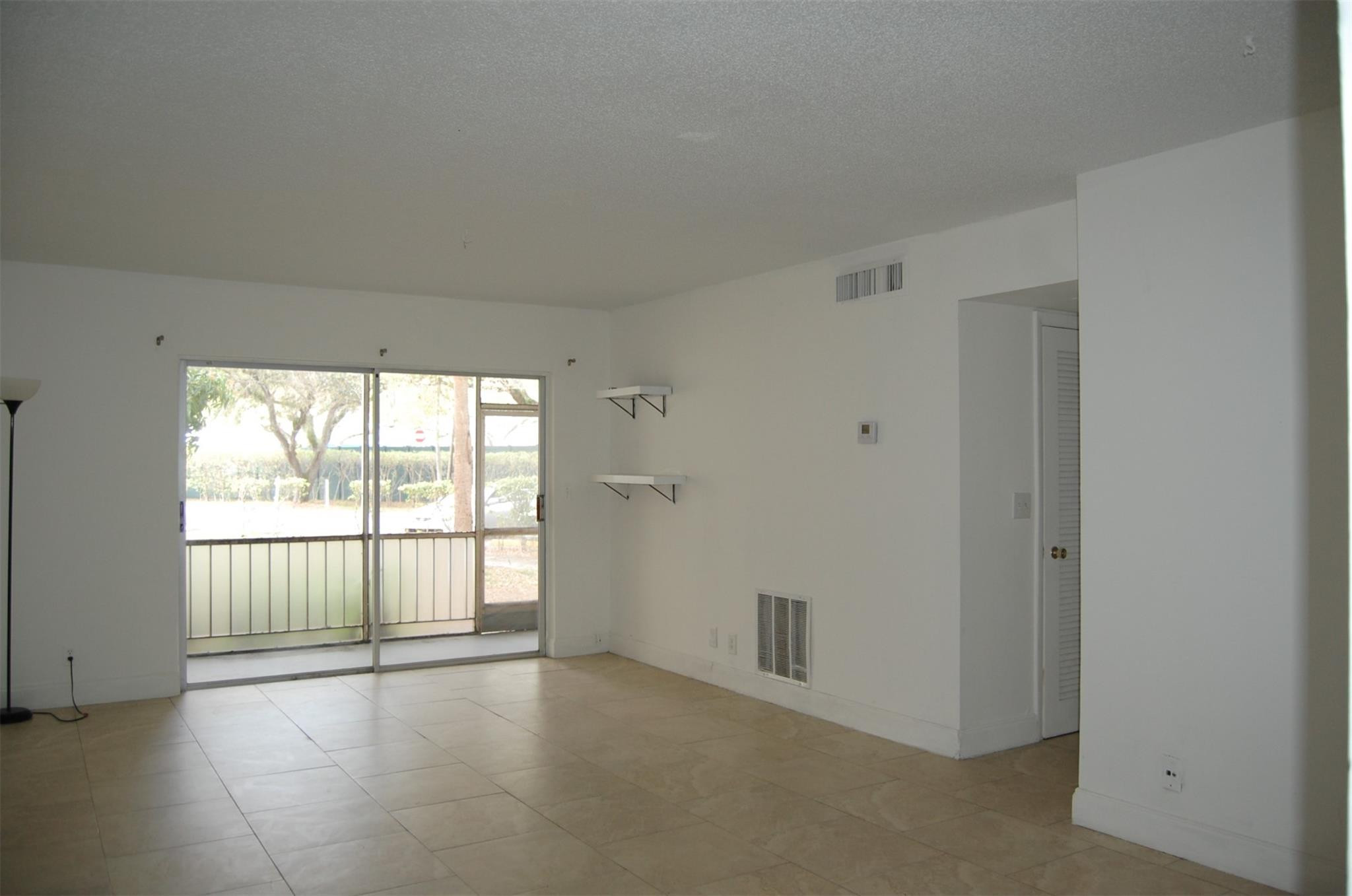 Spanish Oaks Condo - Residential Lease