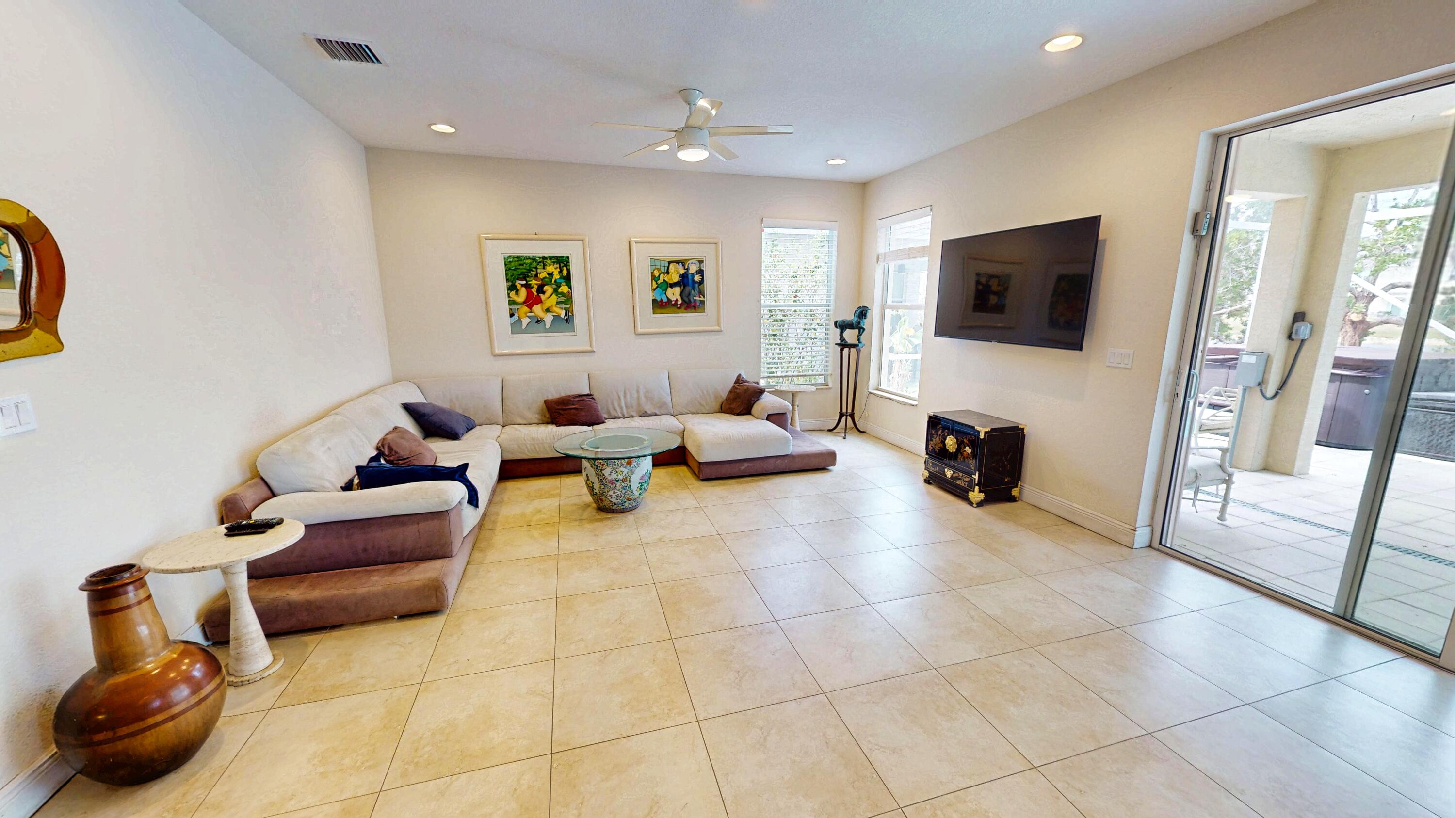 VIZCAYA FALLS PLAT 3 - Residential