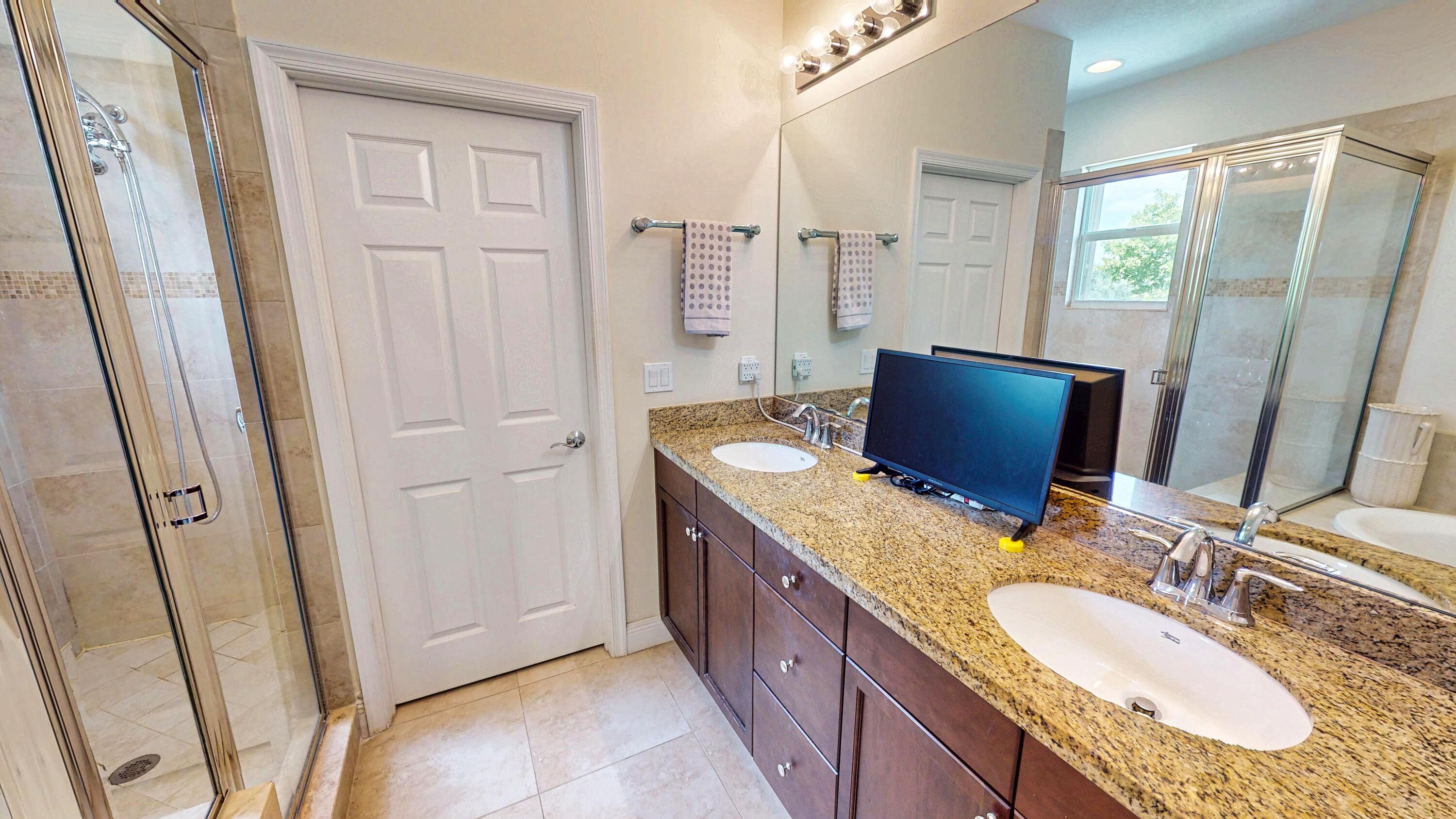 VIZCAYA FALLS PLAT 3 - Residential