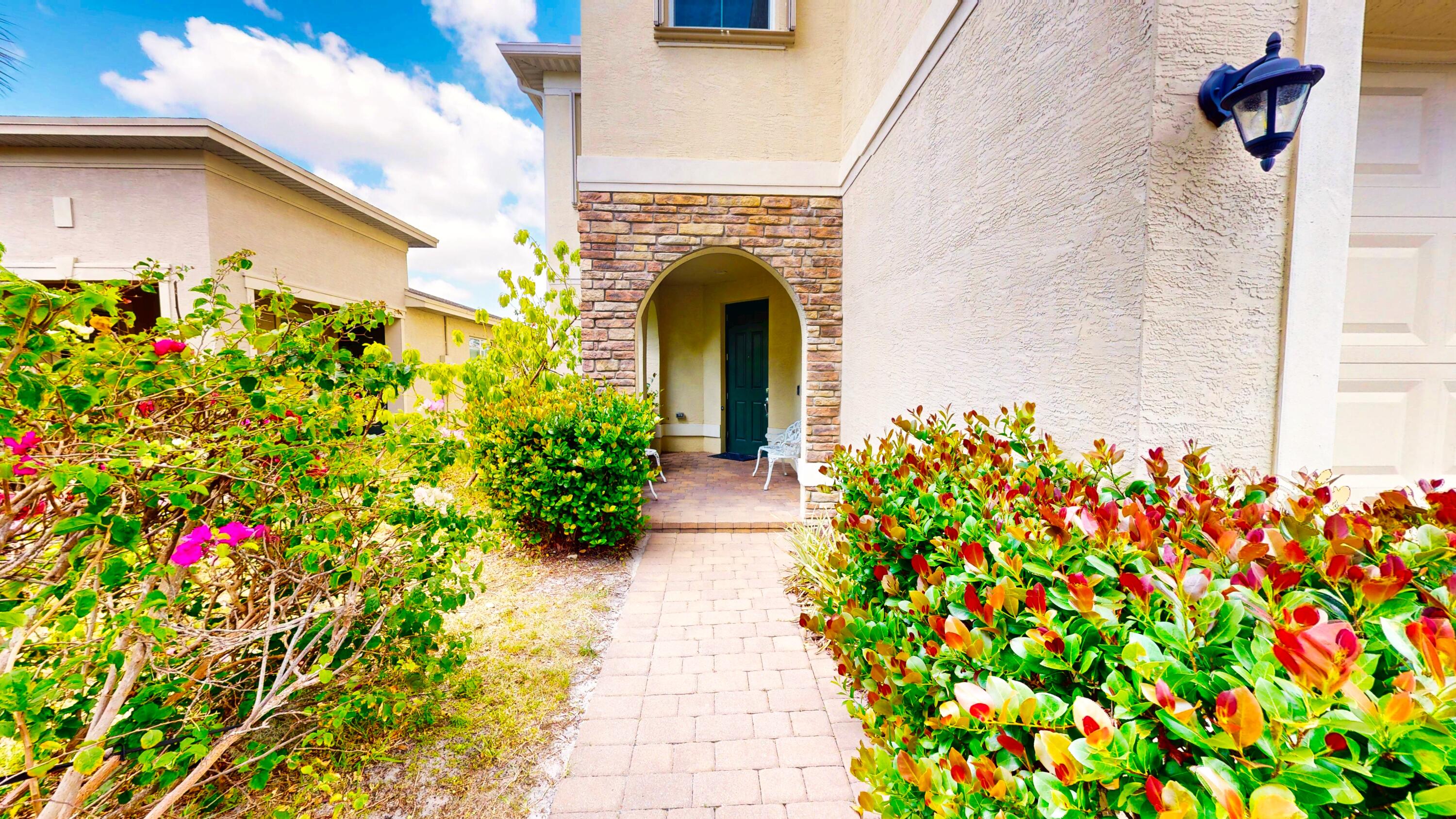 VIZCAYA FALLS PLAT 3 - Residential