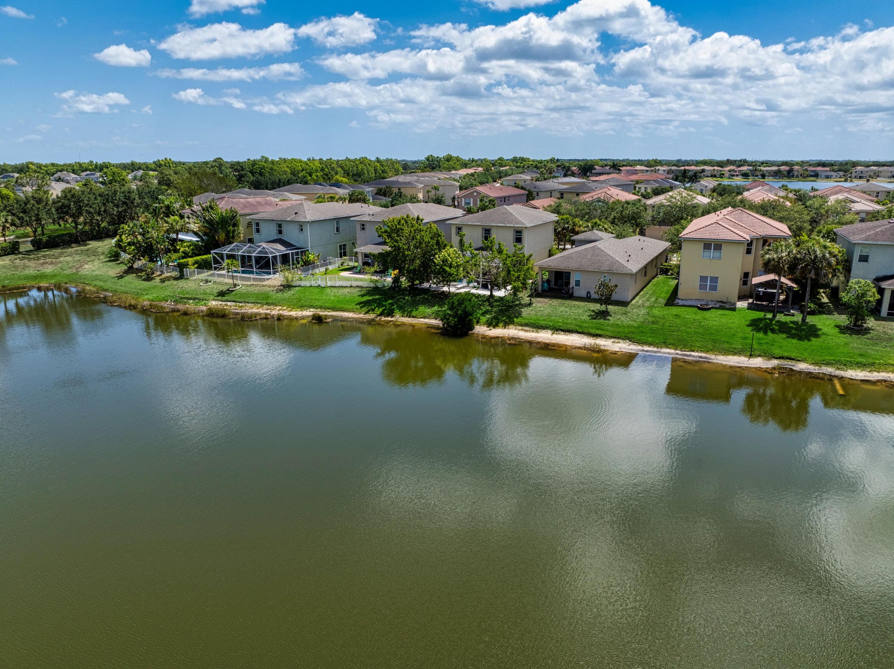 VIZCAYA FALLS PLAT 3 - Residential