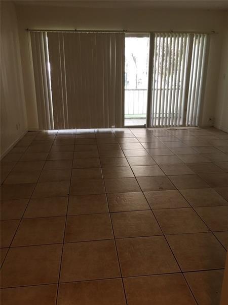 OAKS OF BOCA - Residential Lease