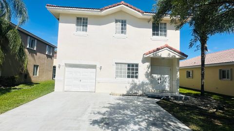 Property photo of 7634 Nw 99th Way Nw, Tamarac, FL 33321