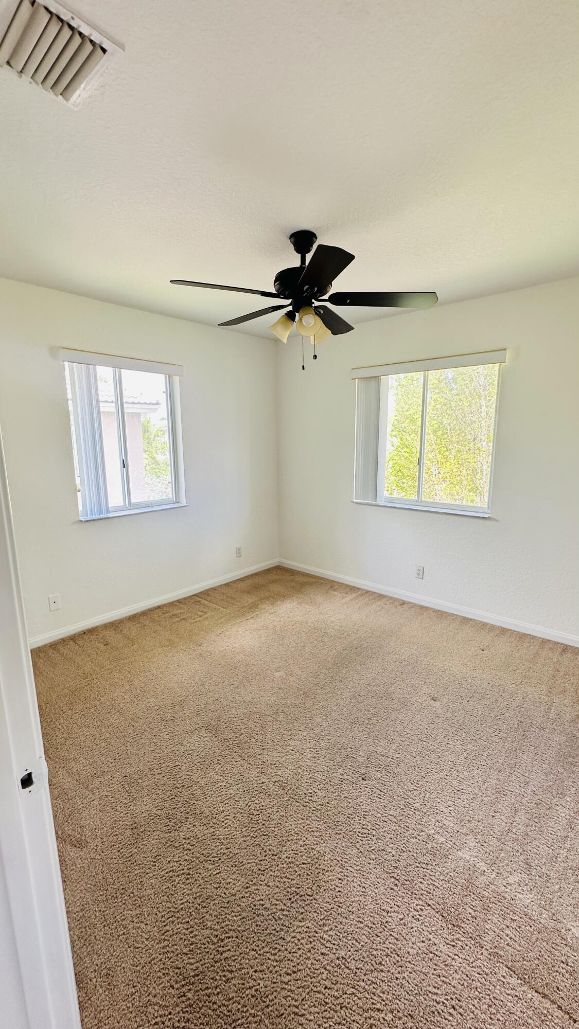 POINTE VILLAS - Residential