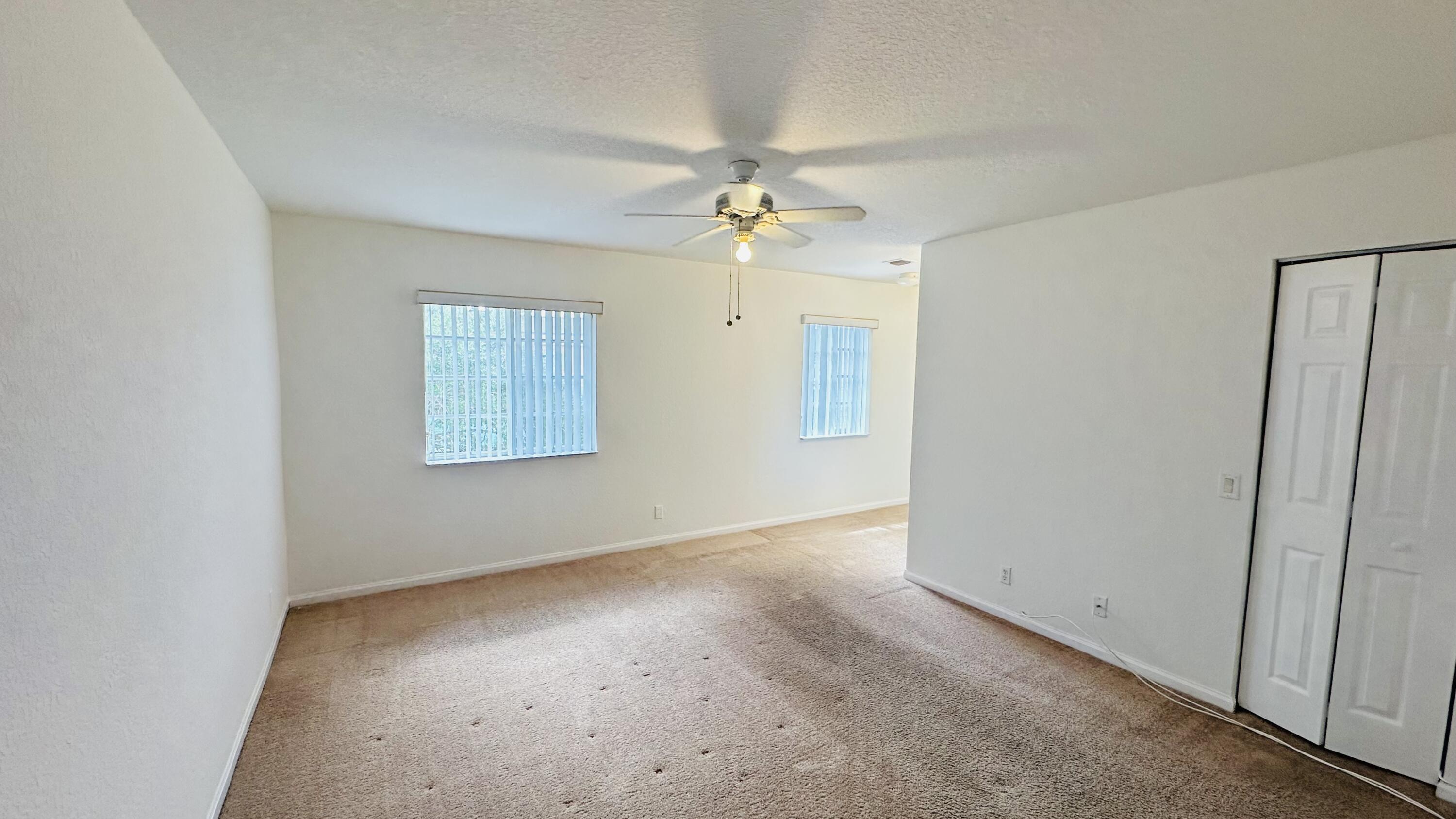 POINTE VILLAS - Residential