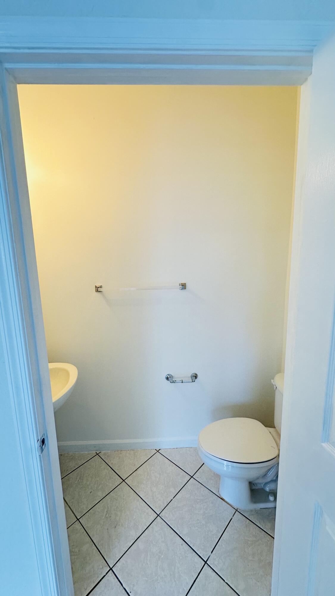 POINTE VILLAS - Residential