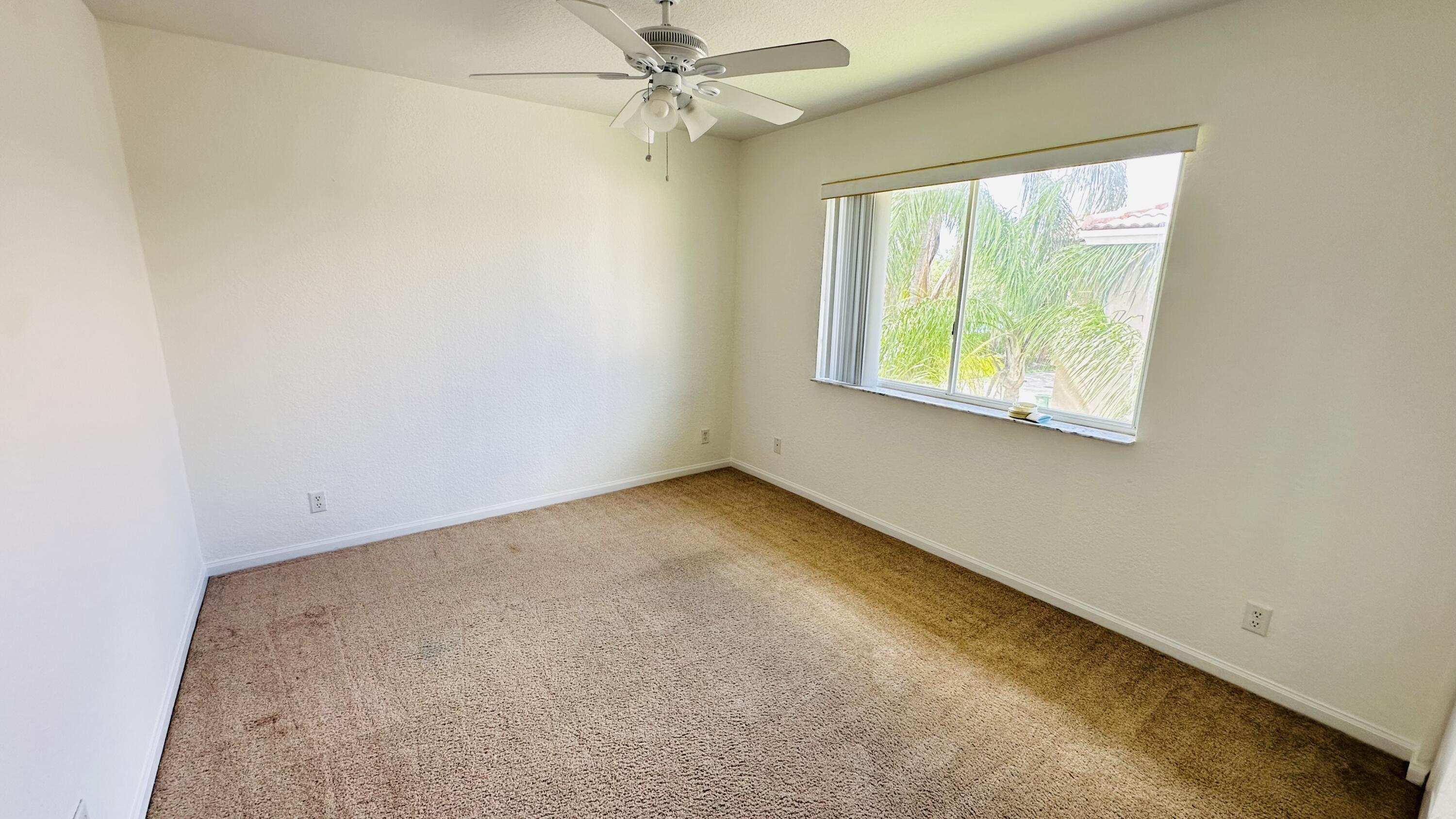 POINTE VILLAS - Residential