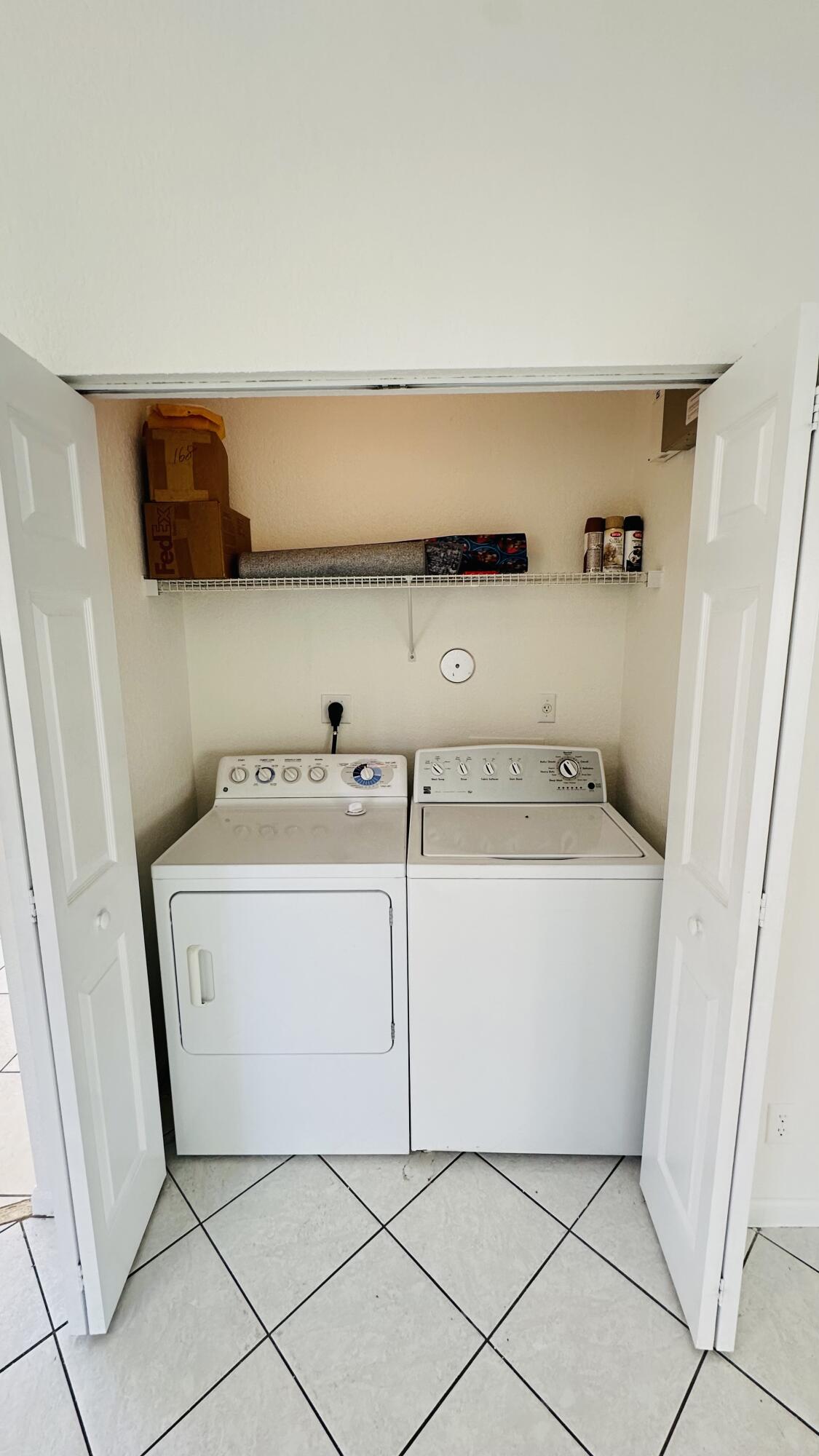 POINTE VILLAS - Residential