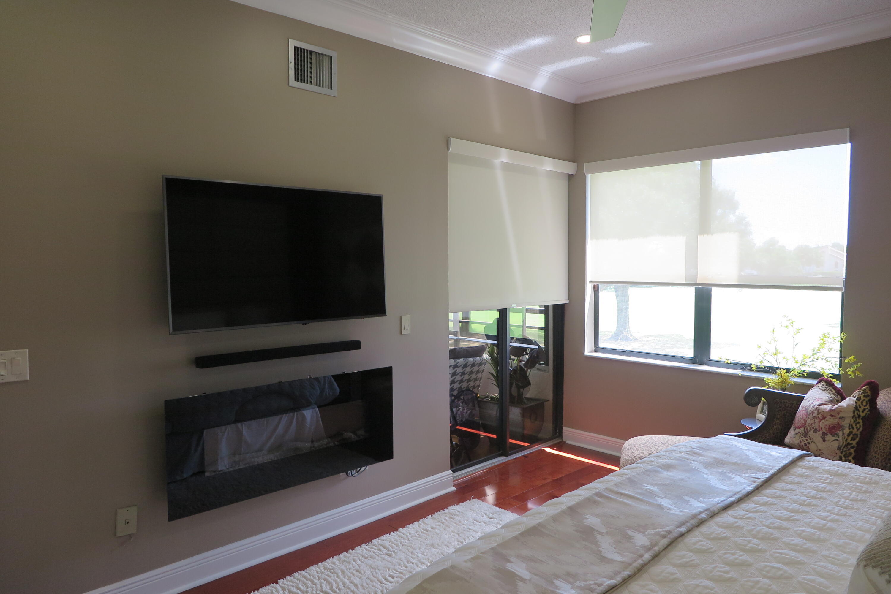LA PAZ AT BOCA POINTE - Residential Lease