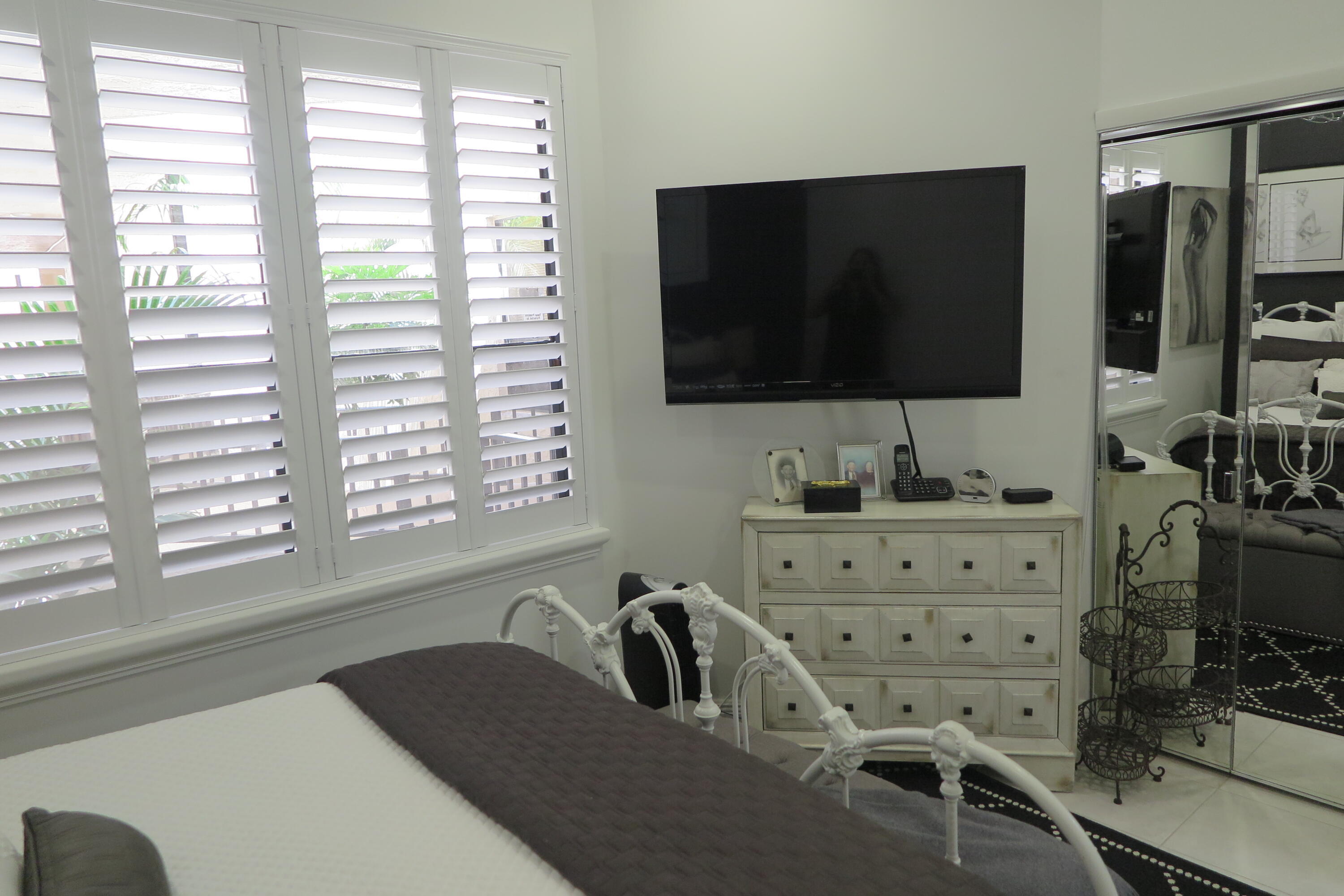 LA PAZ AT BOCA POINTE - Residential Lease