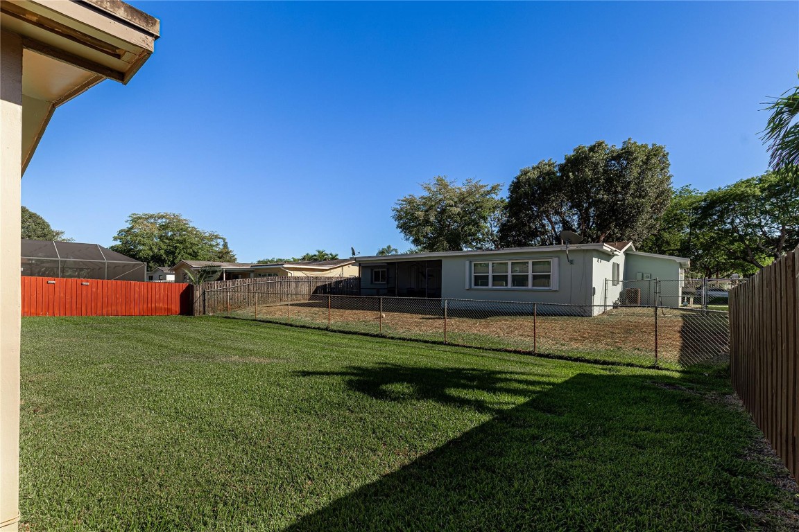 Pembroke Lakes Sec Three - Residential