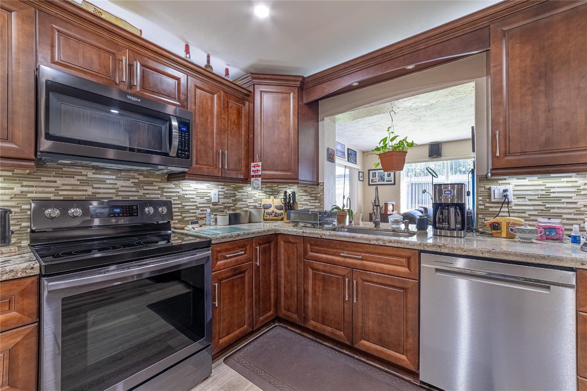 Pembroke Lakes Sec Three - Residential