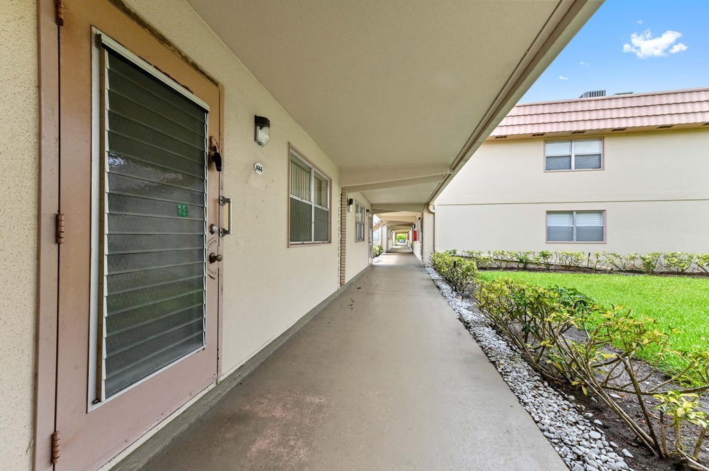 Photo of 444 Saxony J, Delray Beach, FL 33446 (MLS # R11102282)