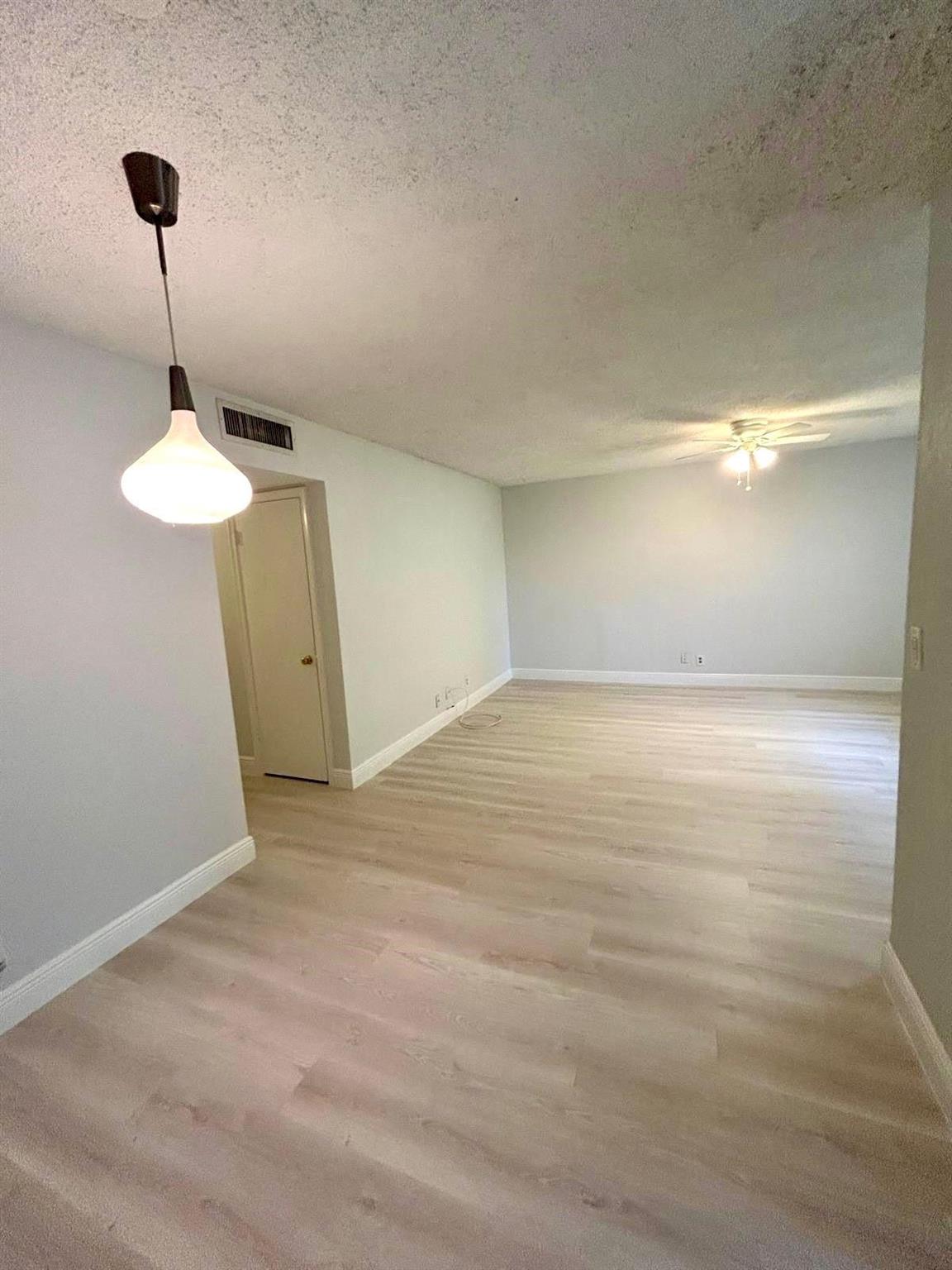 Golfview arms condo - Residential