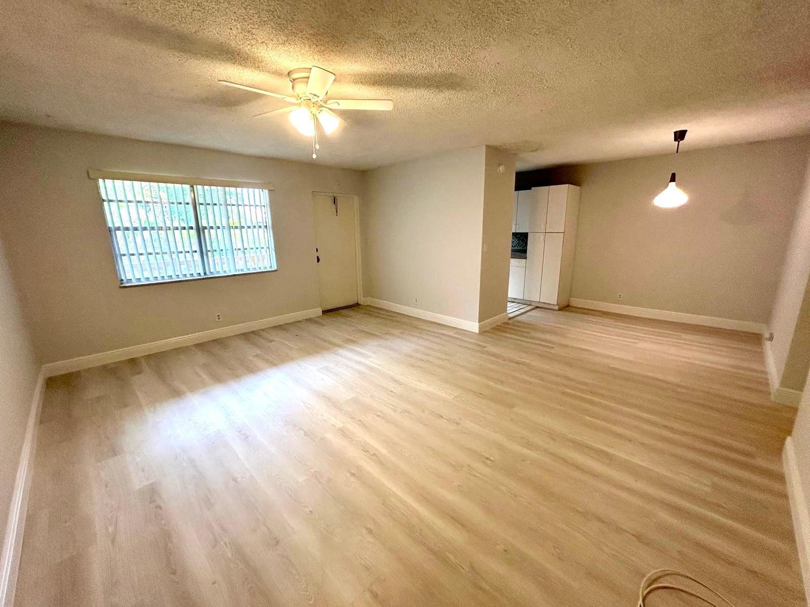 Golfview arms condo - Residential