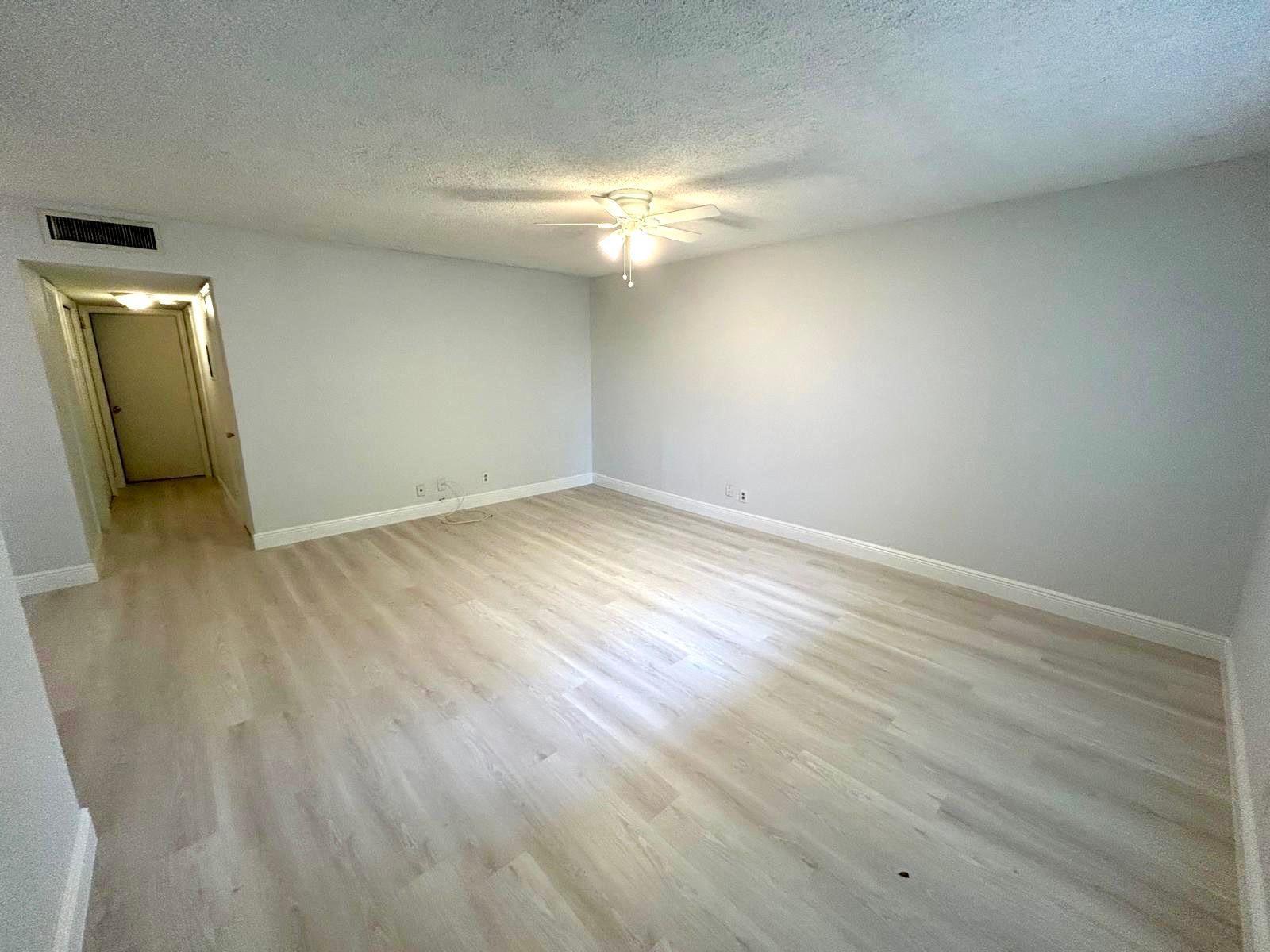 Golfview arms condo - Residential