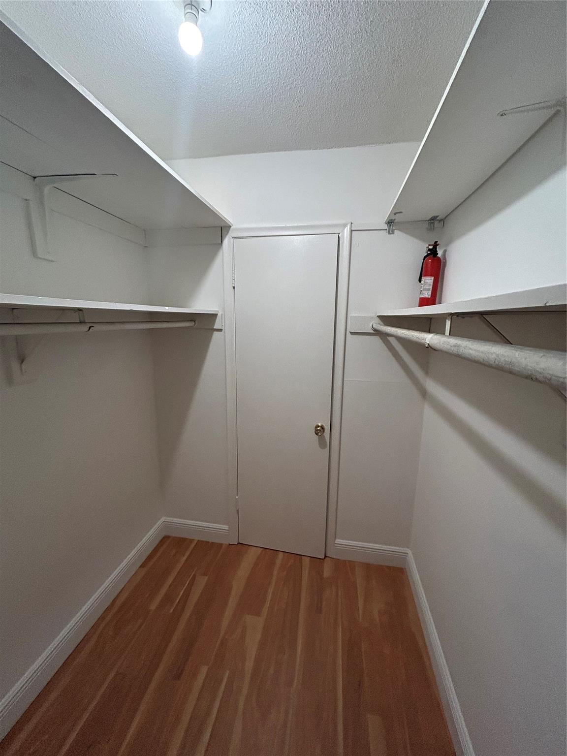 Golfview arms condo - Residential
