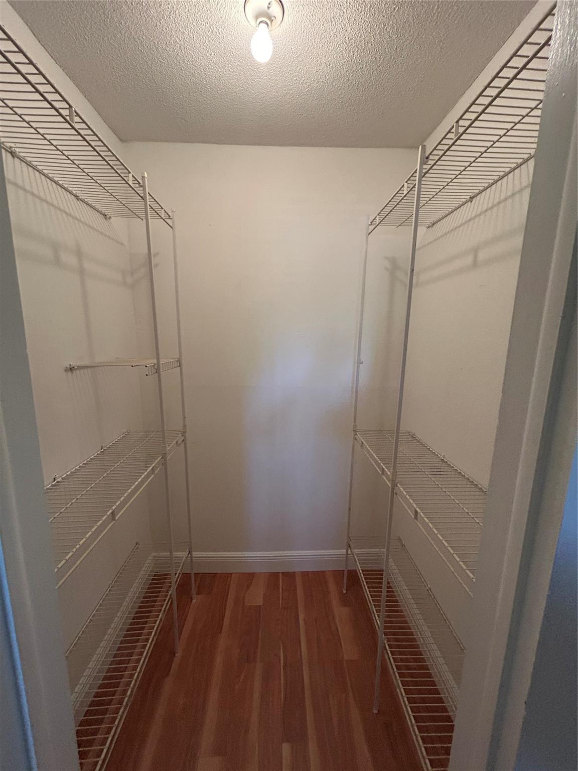 Golfview arms condo - Residential