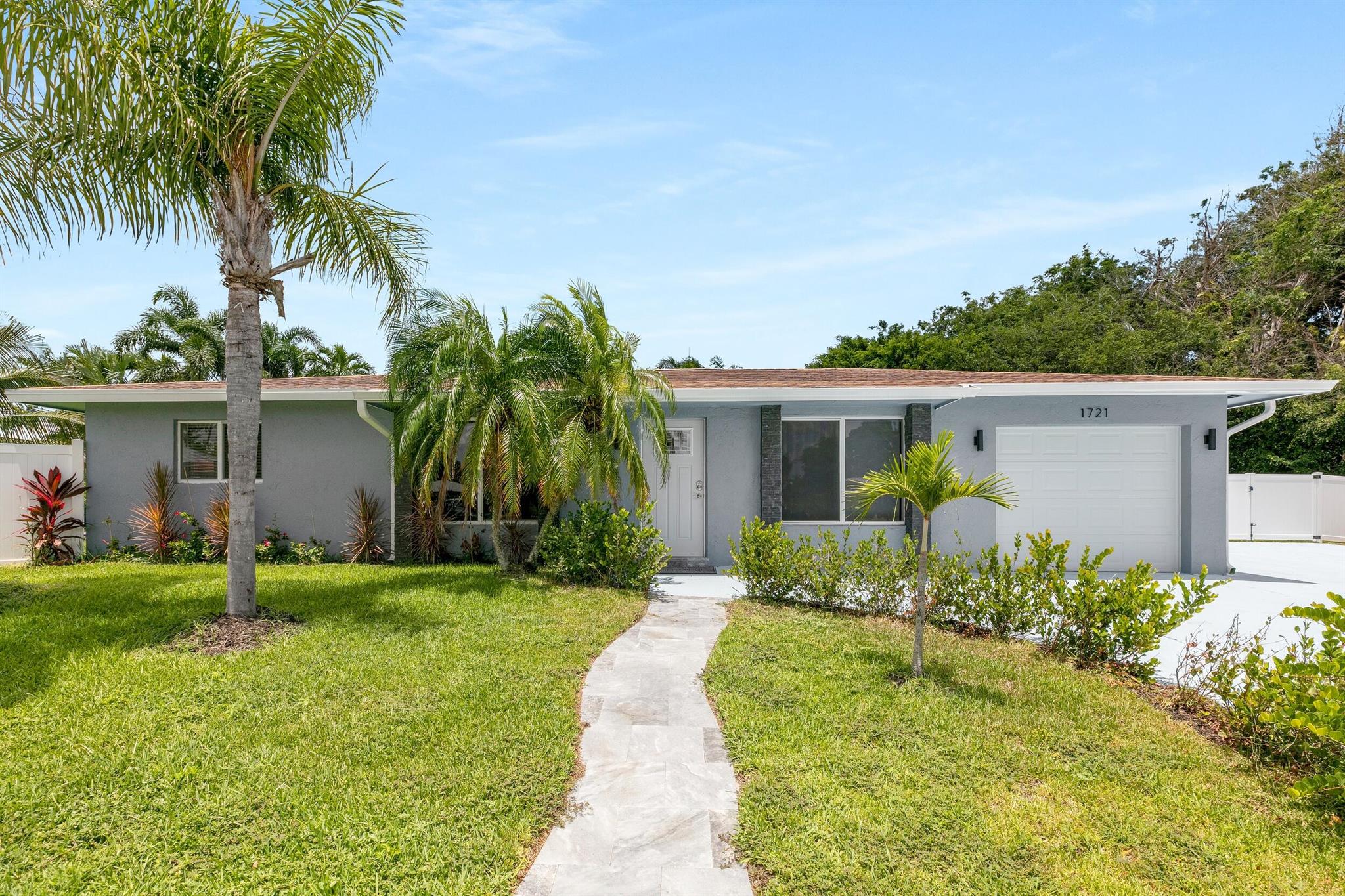 1721 SW 10th Street
