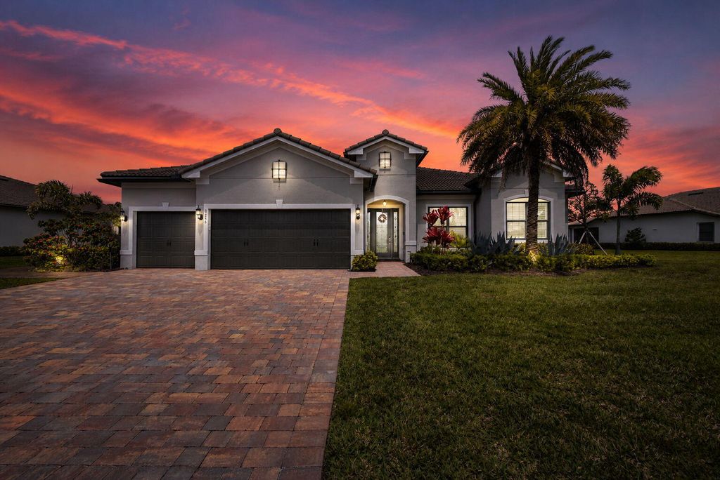 Photo of 9206 Balsamo Drive, Palm Beach Gardens, FL 33412 (MLS # B26028805)