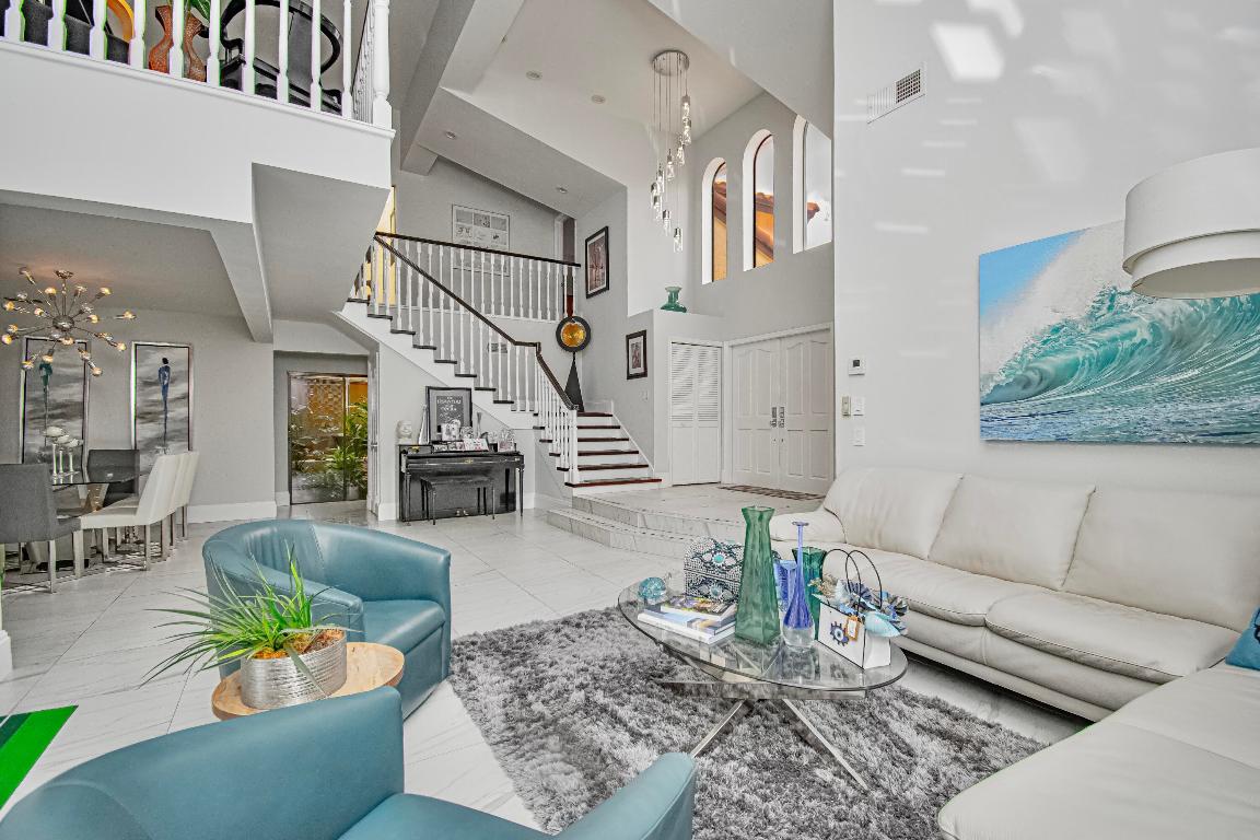 22504 W Esplanada Circle W